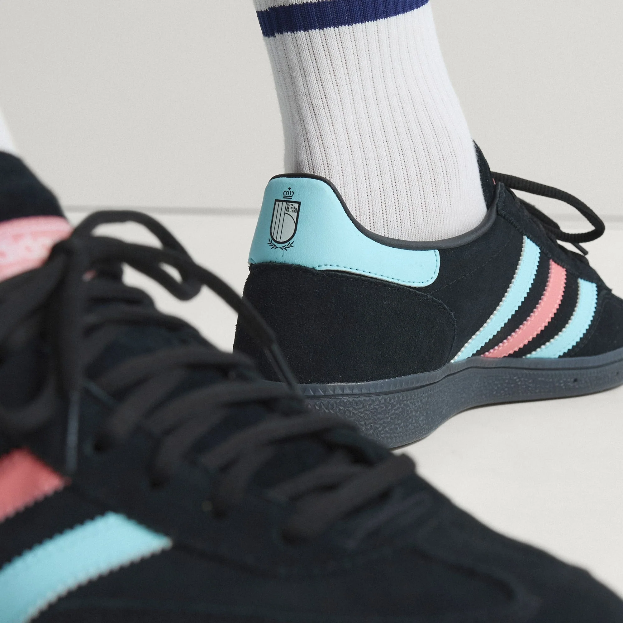 [HP3676] Mens adidas Handball Spezial 'FIFA World Cup 2026 Belgium' - Image 4