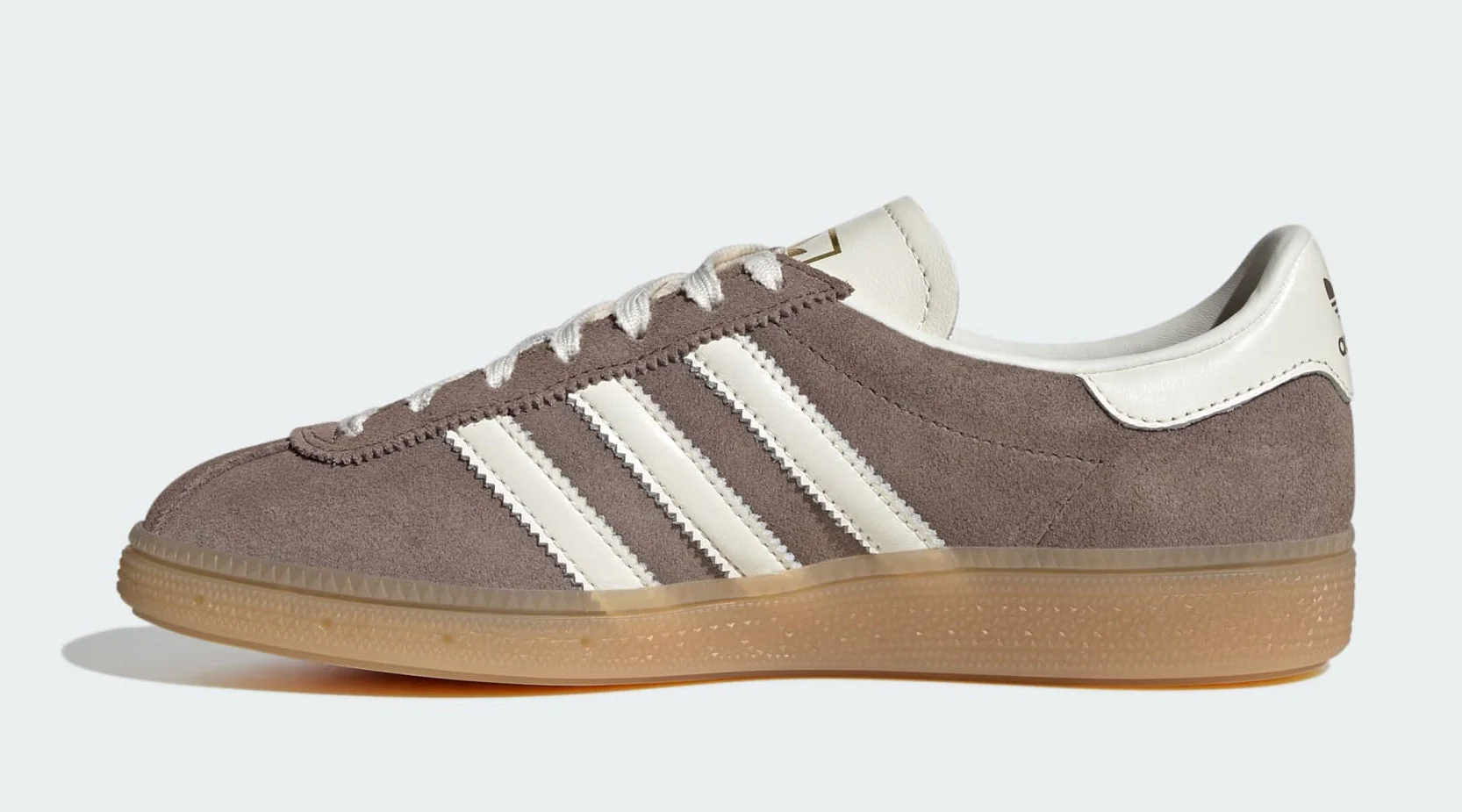[IH4208] Womens adidas Muenchen - Image 3
