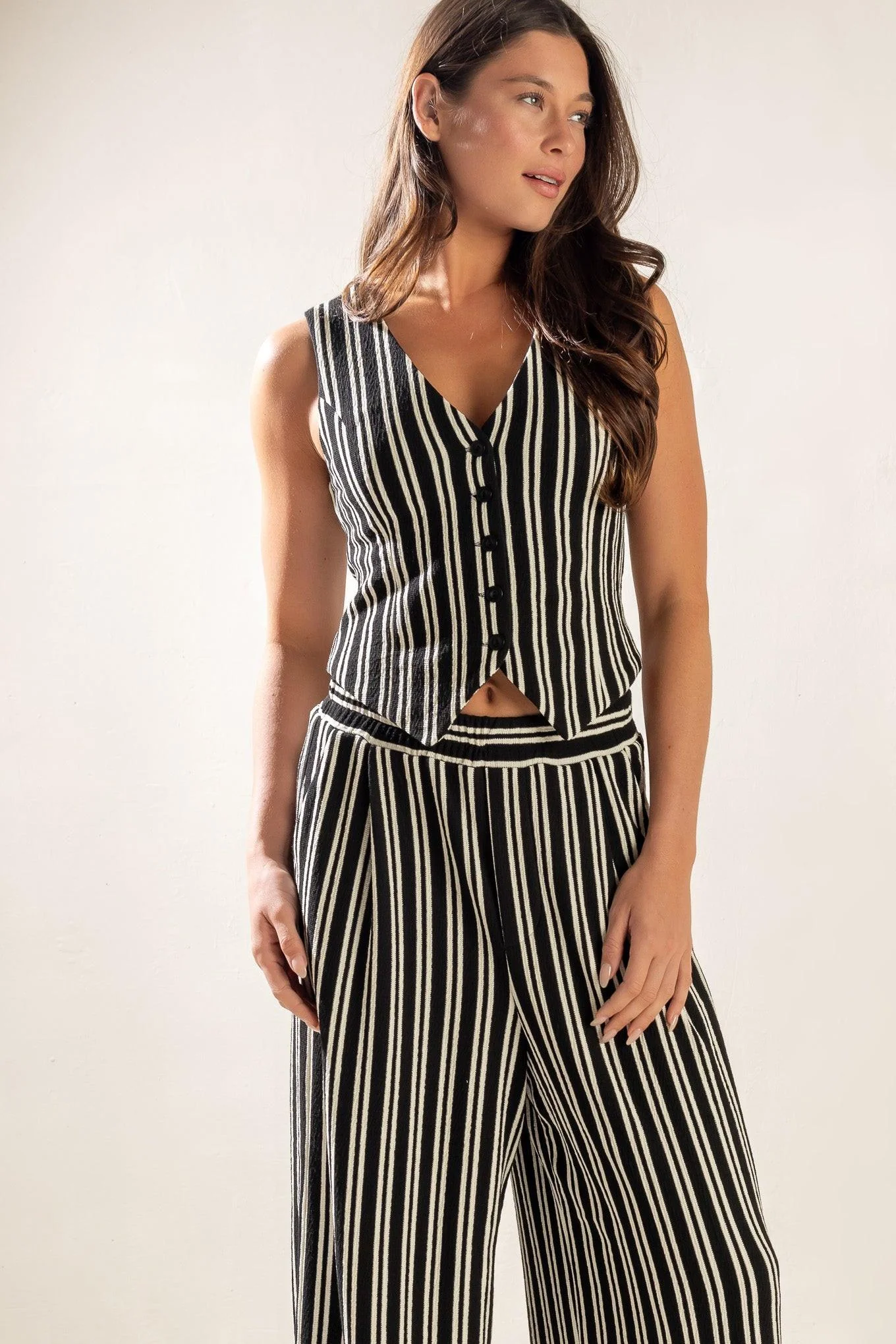 In the Quiet Shade Woven Vest - Image 11