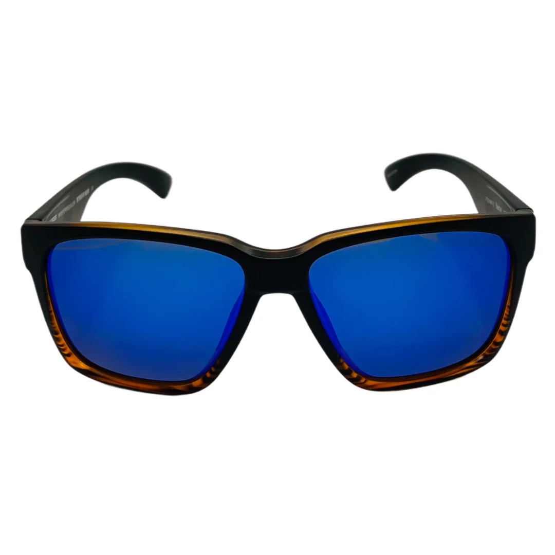 Islander - Image 2