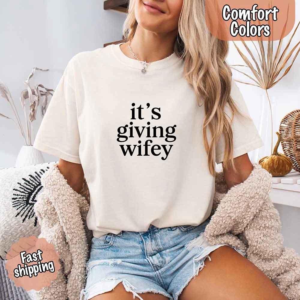 It’s Giving Wifey Comfort Colors Tee – Bride to Be or Wedding Gift Shirt - Image 16