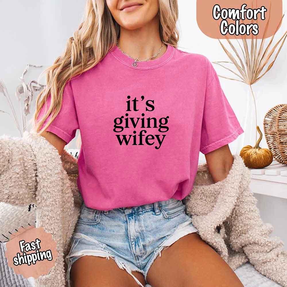 It’s Giving Wifey Comfort Colors Tee – Bride to Be or Wedding Gift Shirt - Image 18