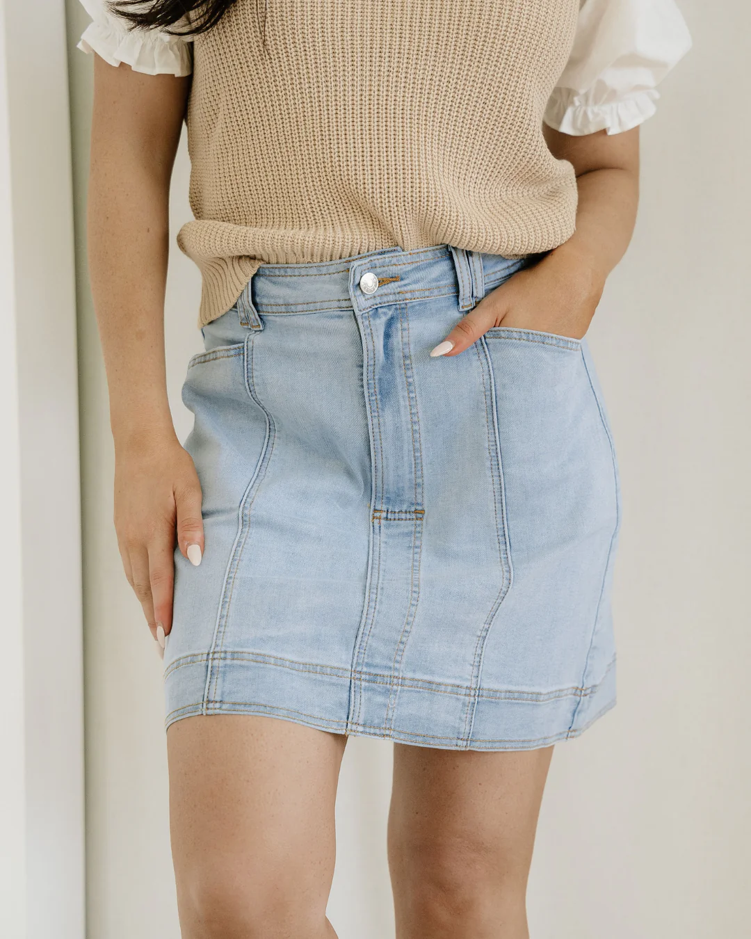 Juliet Exposed Seam Detail A-line Denim Mini Skirt with Pockets - Image 2