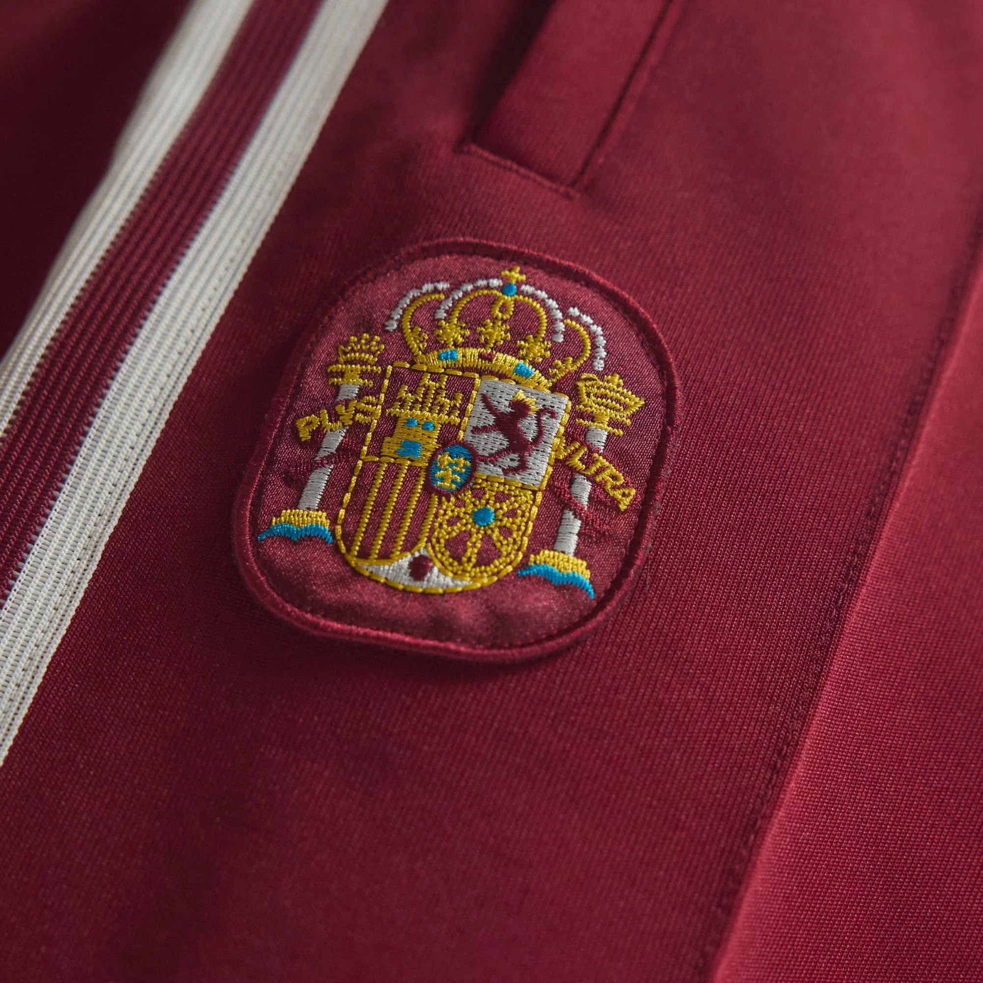[jz2255] Mens Adidas Fef Spain Originals Track Pants - Team Coll Burgundy - Image 7