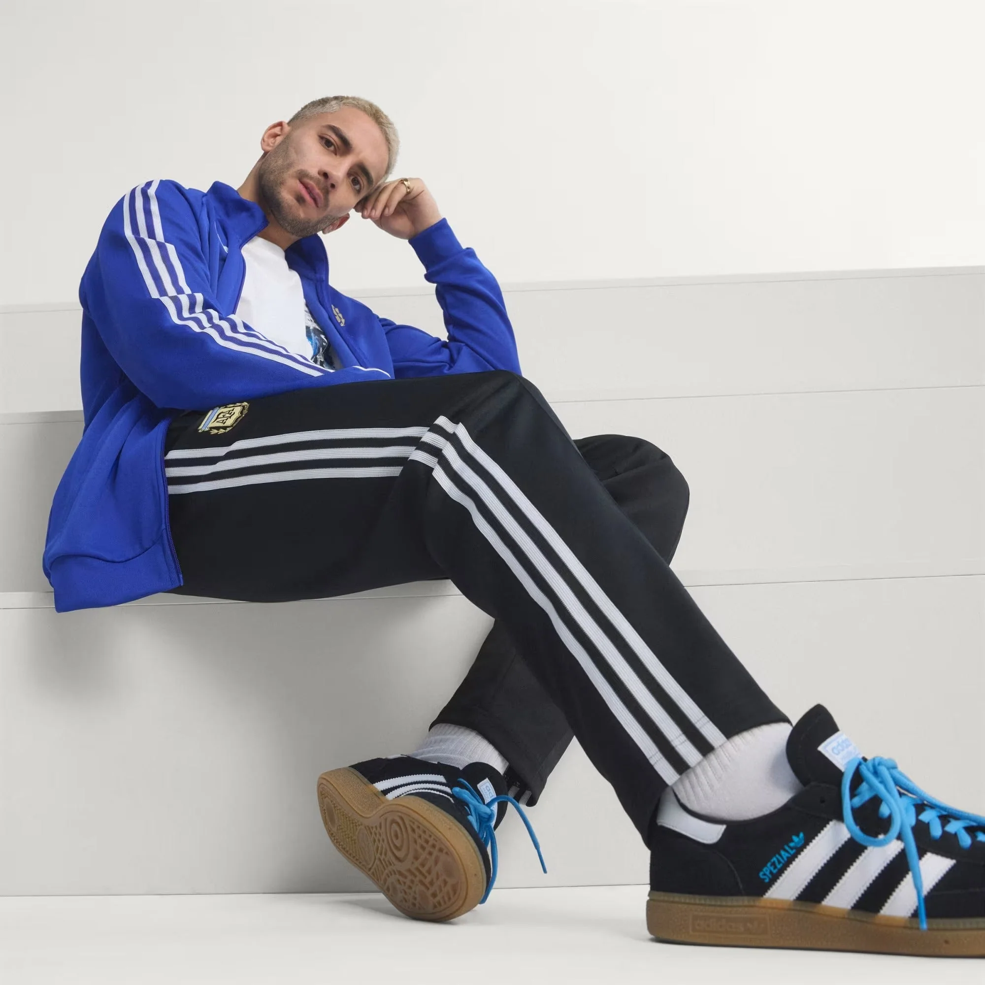 [jz6306] Mens Adidas Afa Argentina Originals Track Pants - Black - Image 4