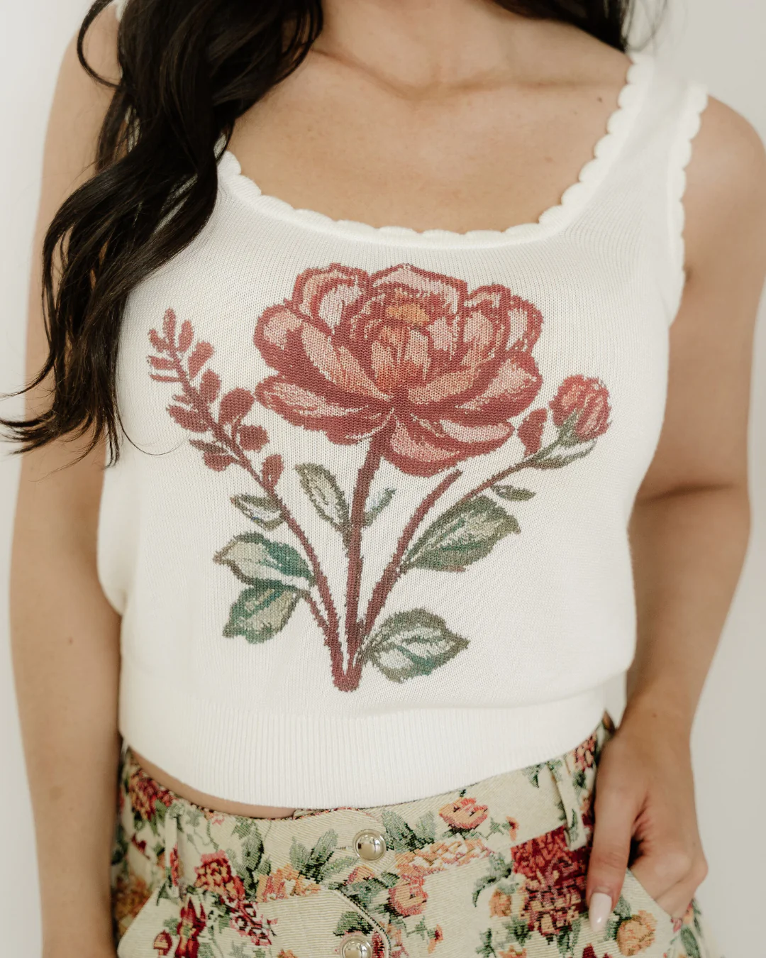 Kahlani Retro Floral Print Scalloped Square Neck Knit Sweater Vest - Image 6