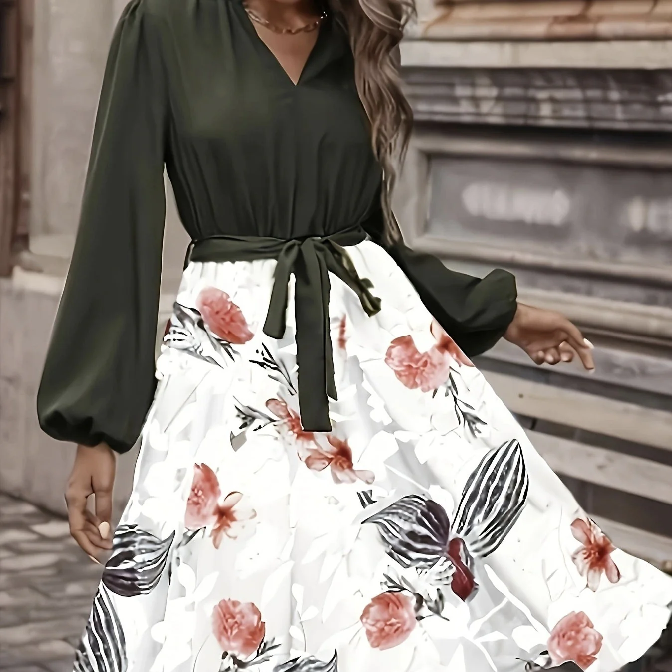 Ladies' Fashion Printed V-neck Waist Strap Casual Dress - Image 4