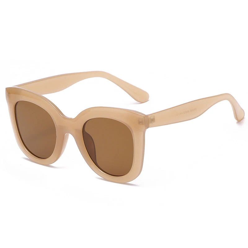 Large Rim Sunglasses – Oversized Women’s Fashion Shades - Image 5