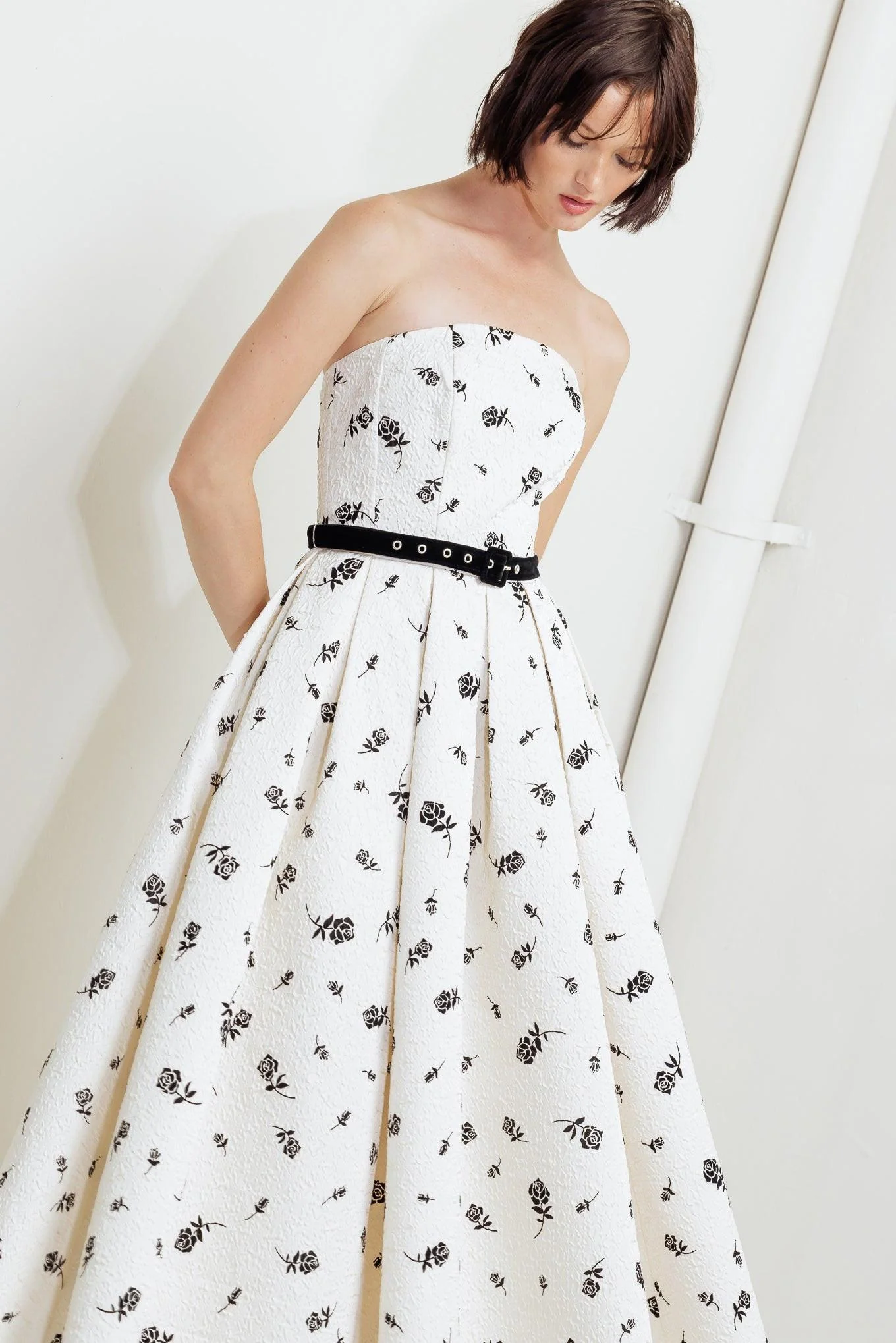 Lovely Cultivated Woven Midi Dress - Image 4