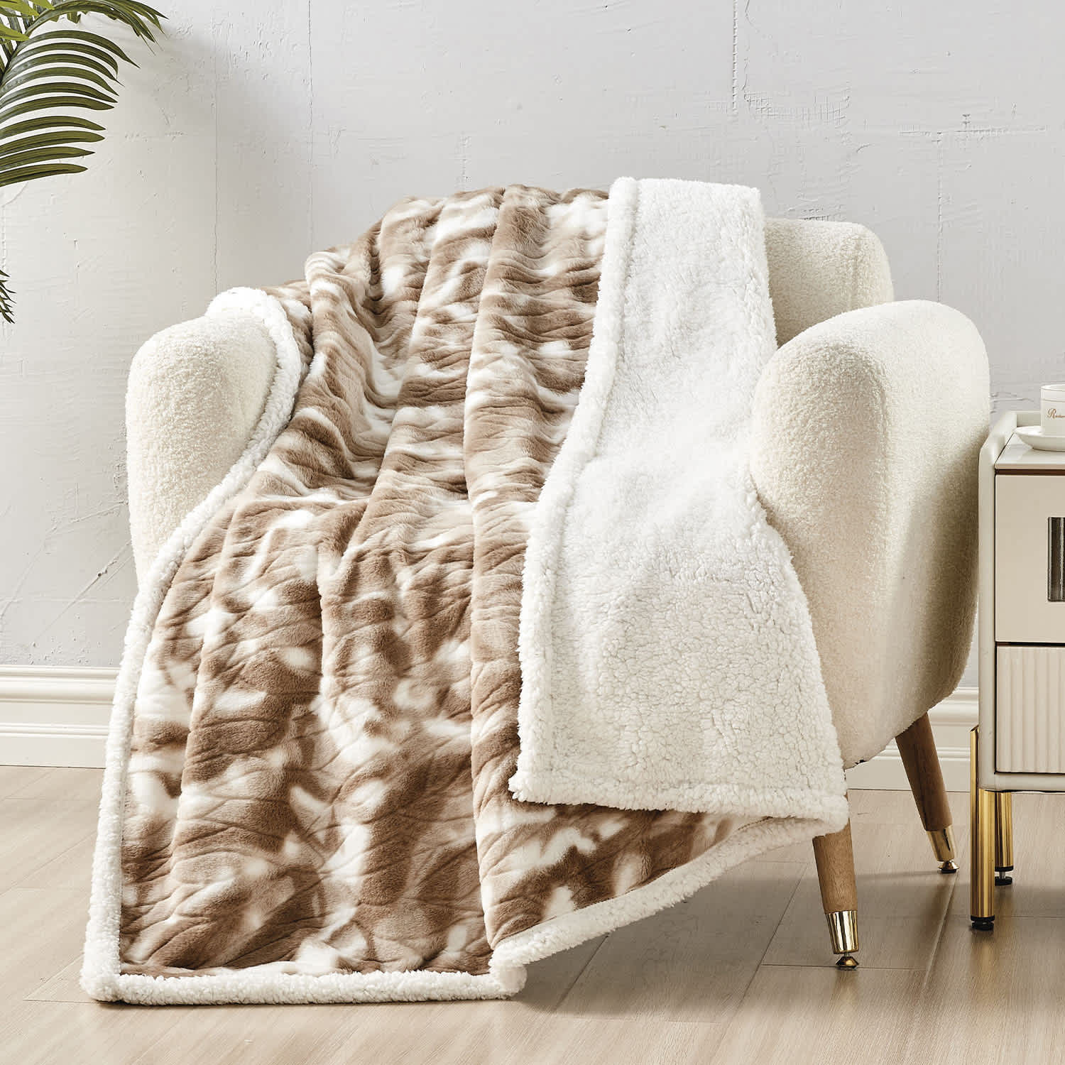 Luxury Home Alaska Sherpa Throw Blanket - Image 2