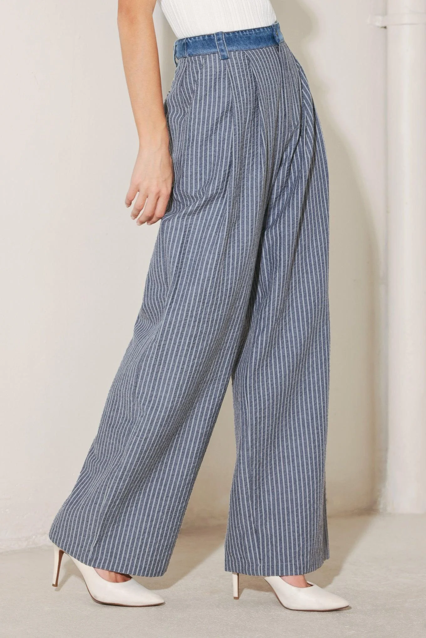 Marina Pinstripe Woven Seersucker Pants - Image 6