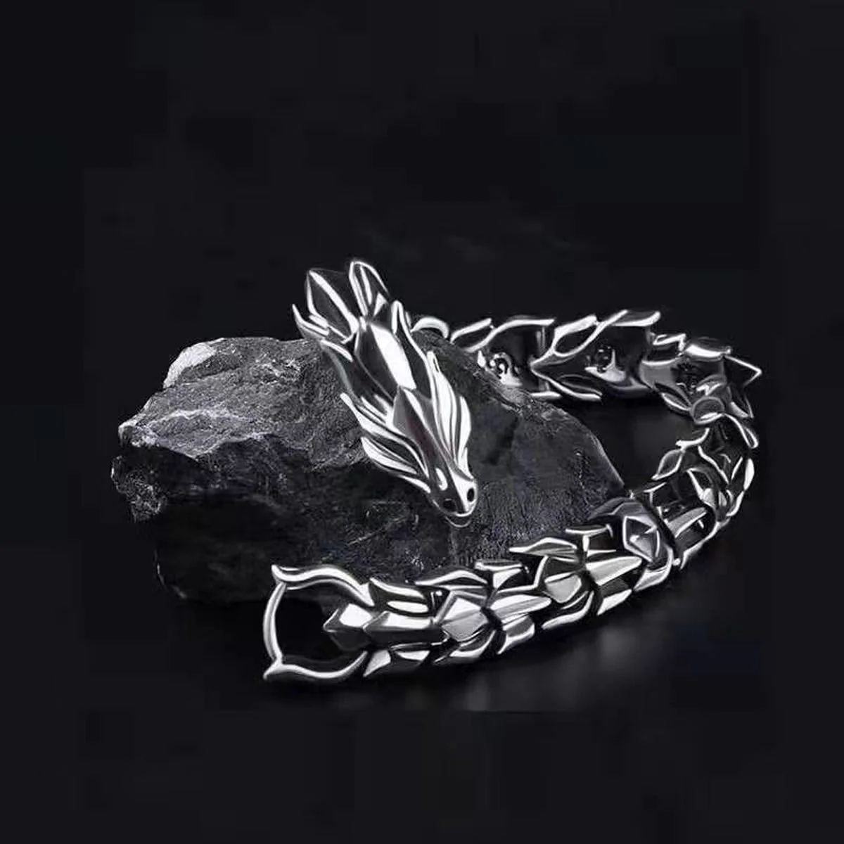 Men’s Dragon Bracelet with High-Quality Alloy and Brave Motif - Image 3