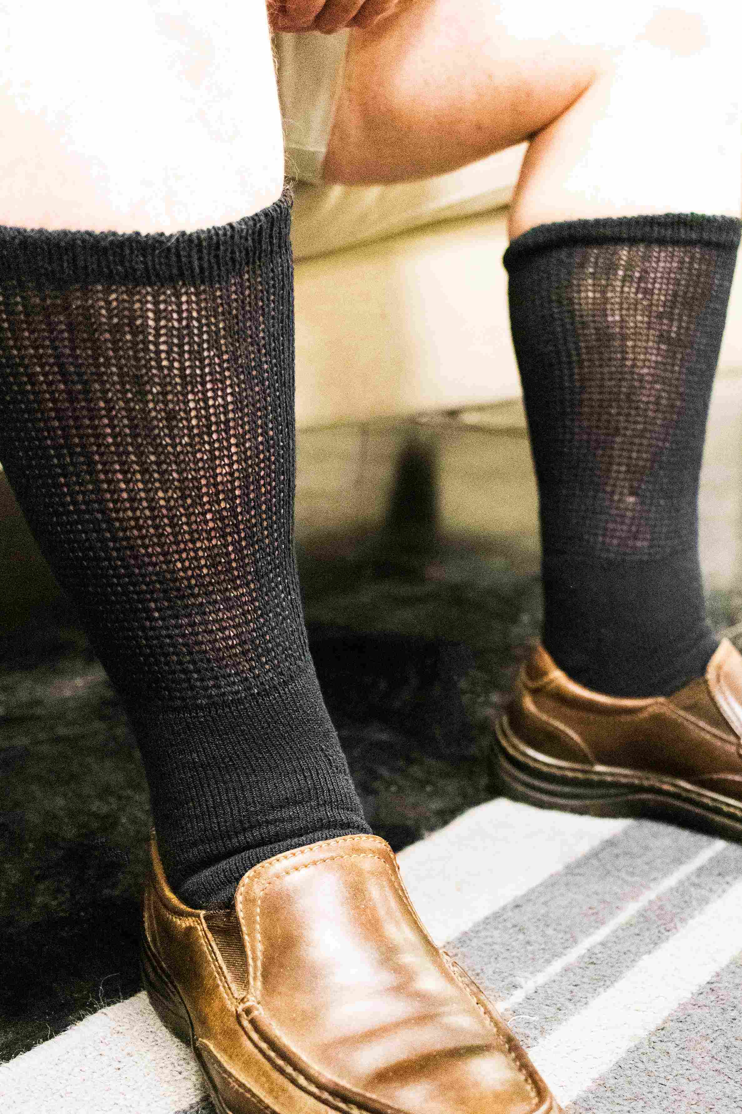 Men's Ultra-Soft Upper Calf Diabetic Socks (4 Pair) - Image 8