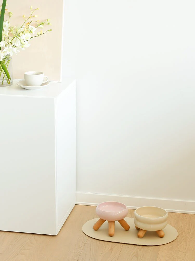 Meoof Gulu Elevated Ceramic Pet Water Bowl with Wooden Stand - Image 5