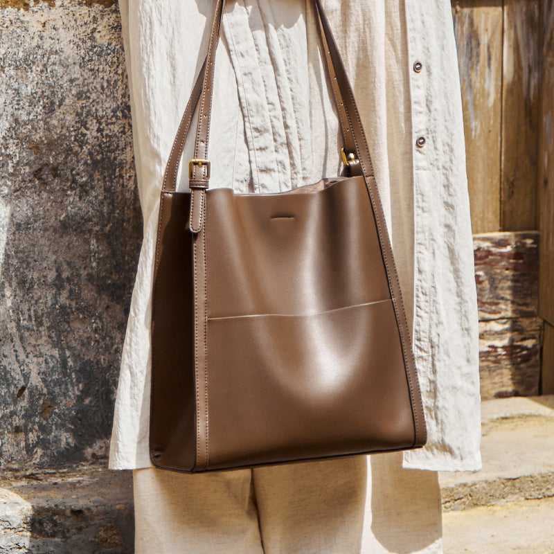 Minimal Soft Leather Commuter Tote Bag - Image 3
