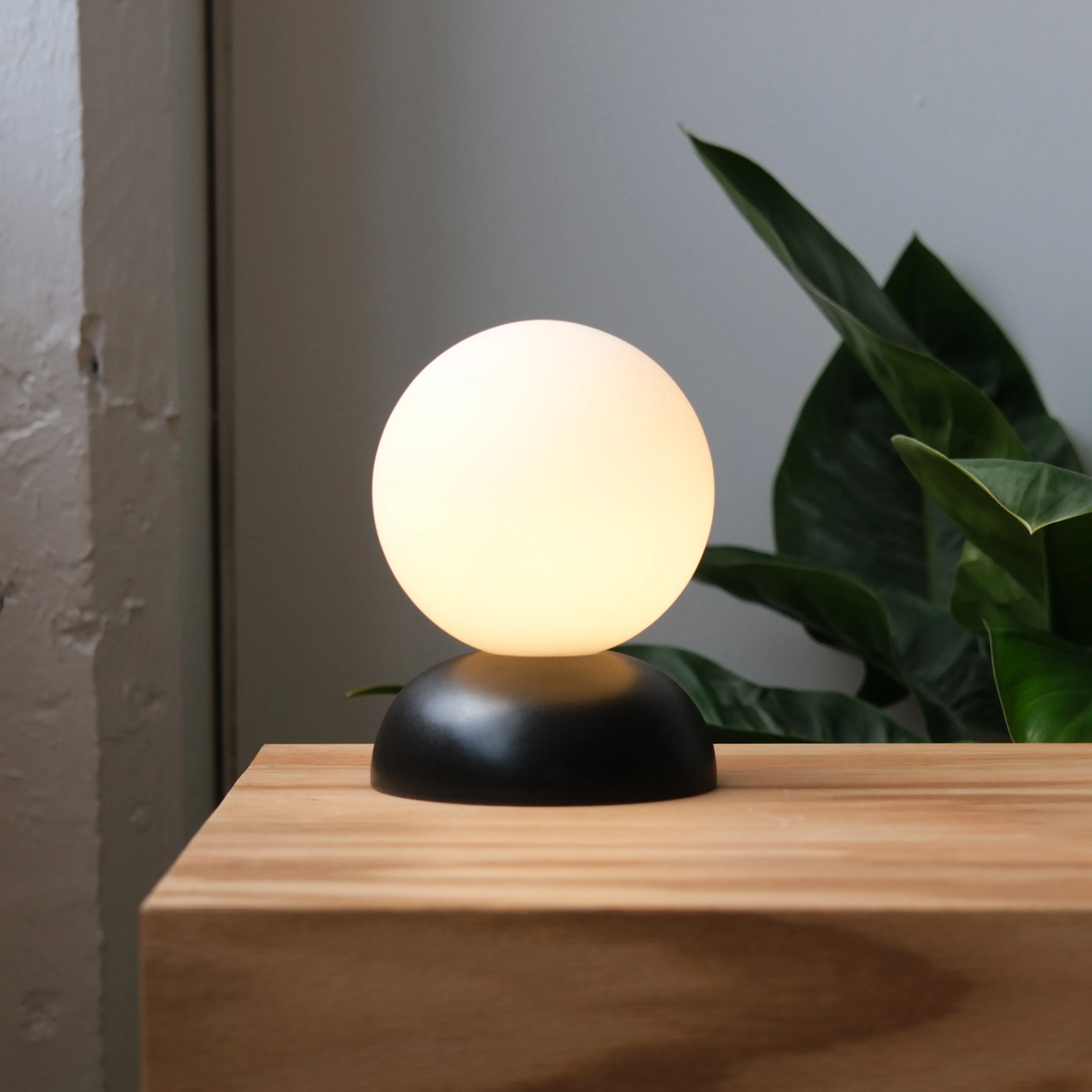 Monroe Table Lamp - Image 7