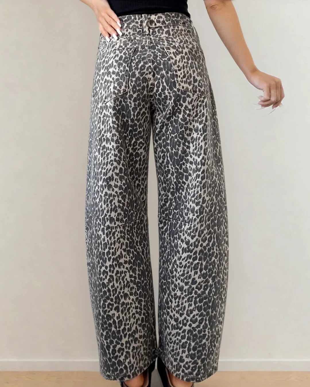 Naeve Leopard Print High Waist Barrel Jeans - Image 4