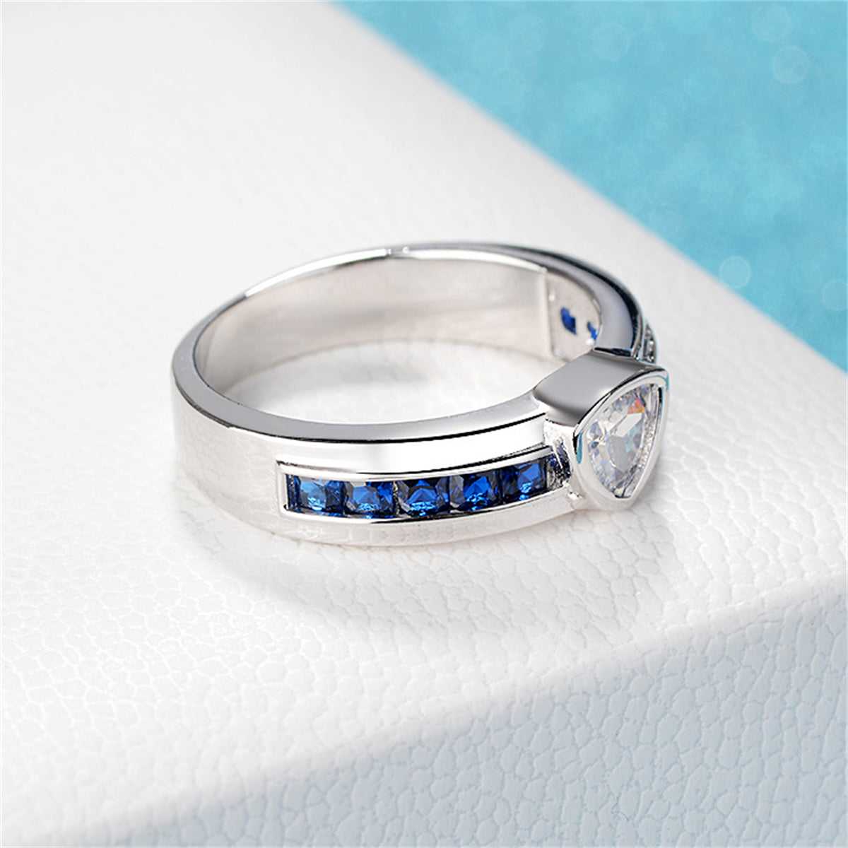 Navy Crystal & Silvertone Triangle Ring - Image 2