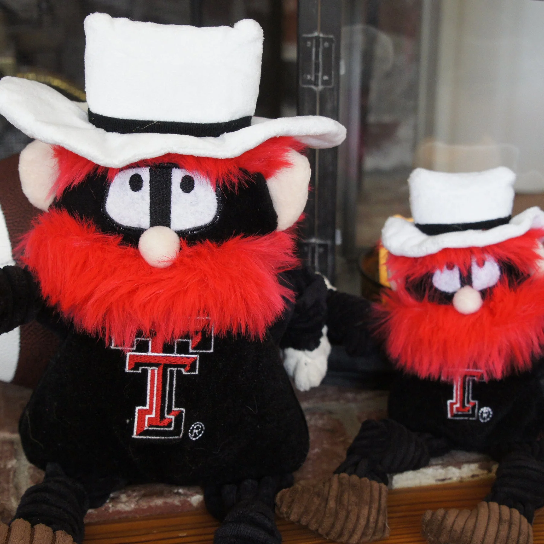 NCAA Texas Tech University, Raider Red Knottie® Plush Dog Toy - Image 5