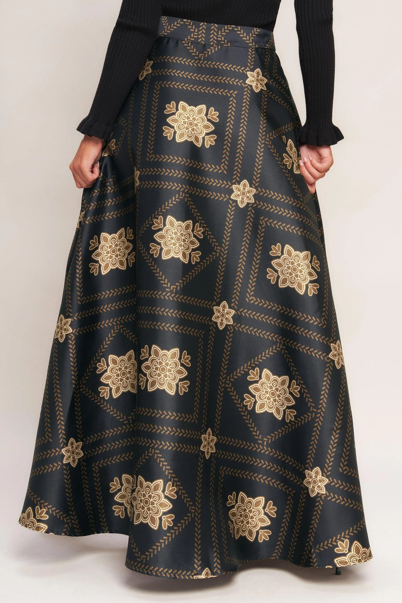 Ornamental Nights Woven Maxi Circle Skirt - Image 5