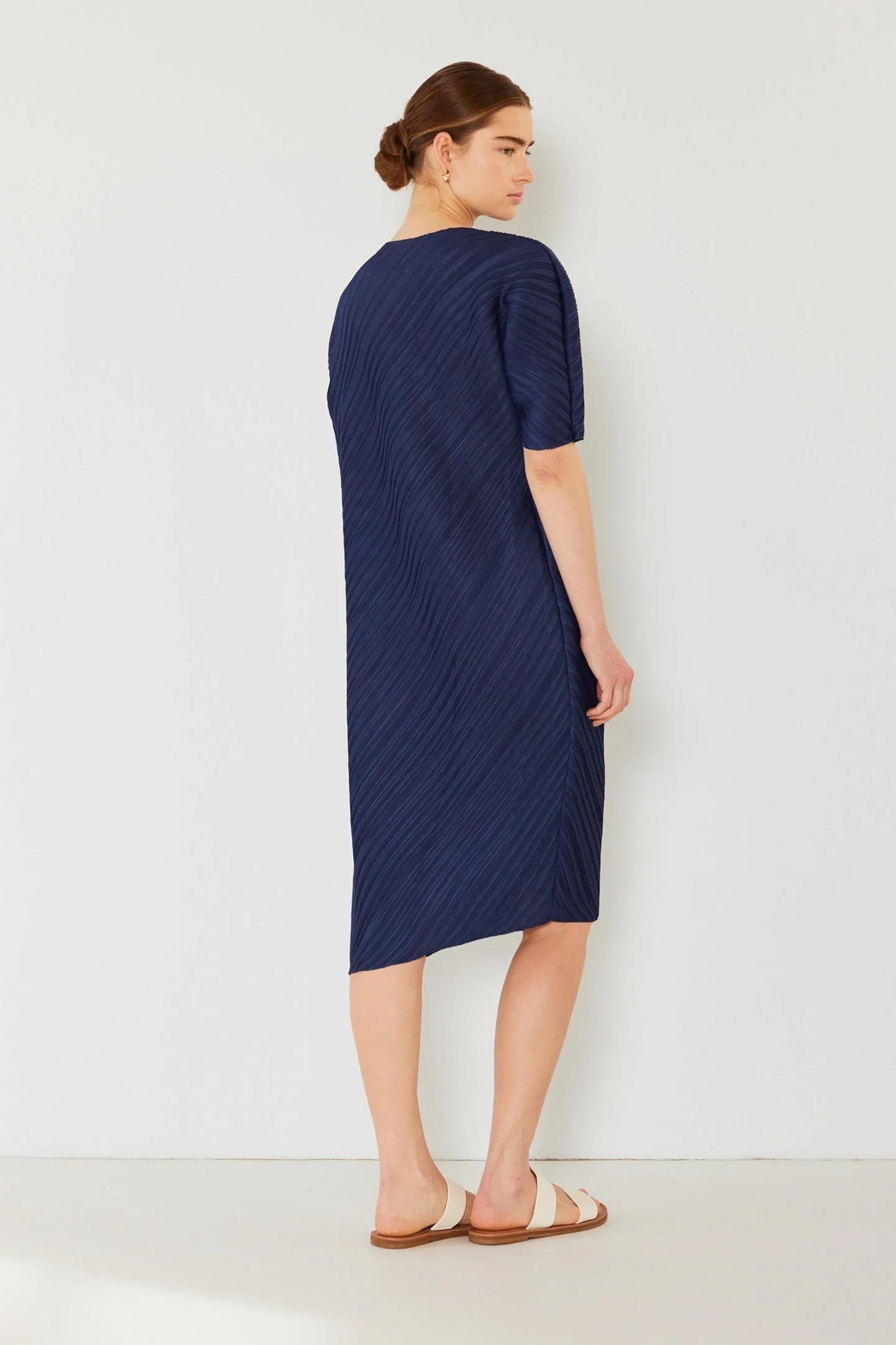 Marina West Pleated Dolman Sleeve Dress (D03BT) - Navy - Image 3