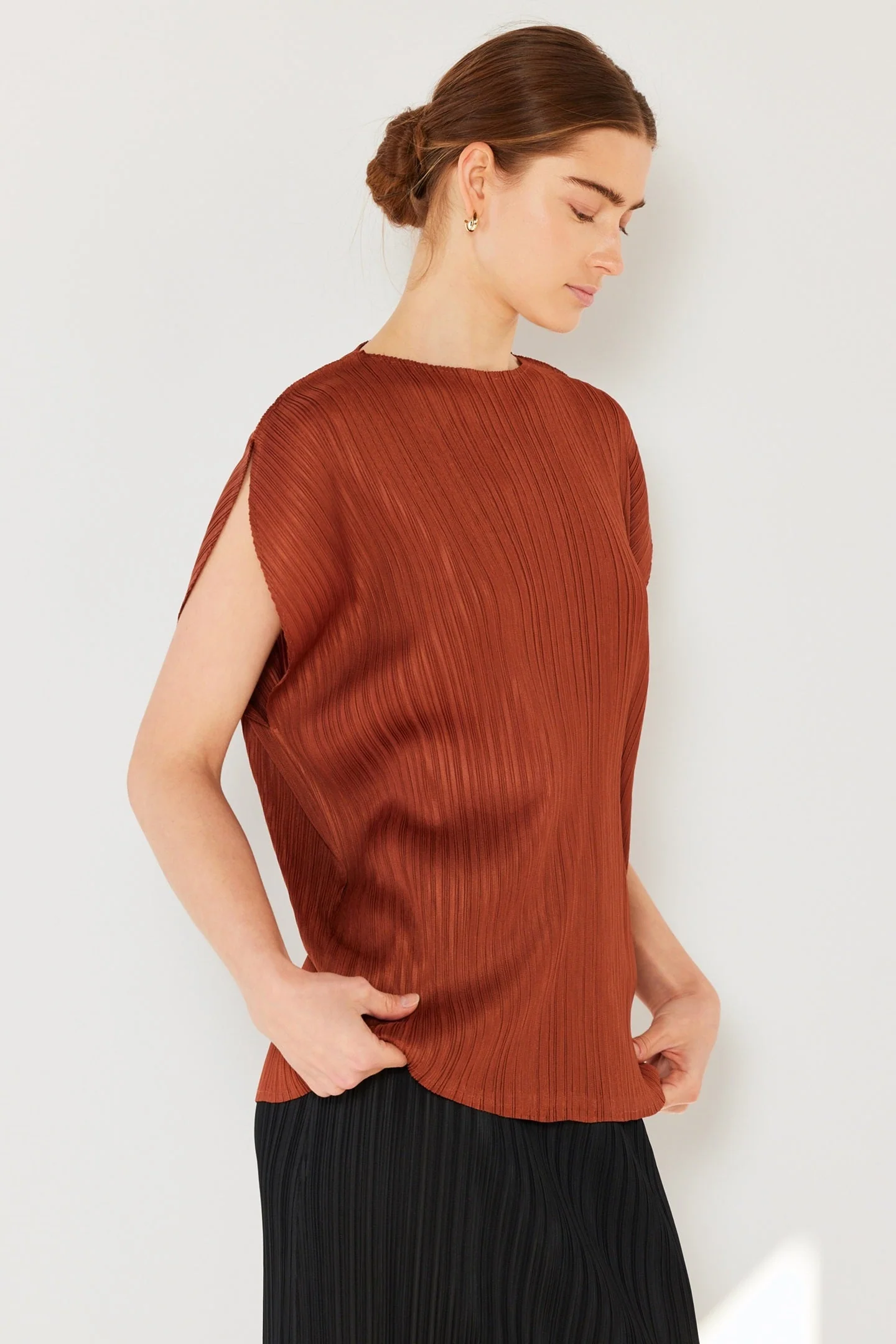 Marina West T02SR Pleated Dolman Sleeve Top - Image 5