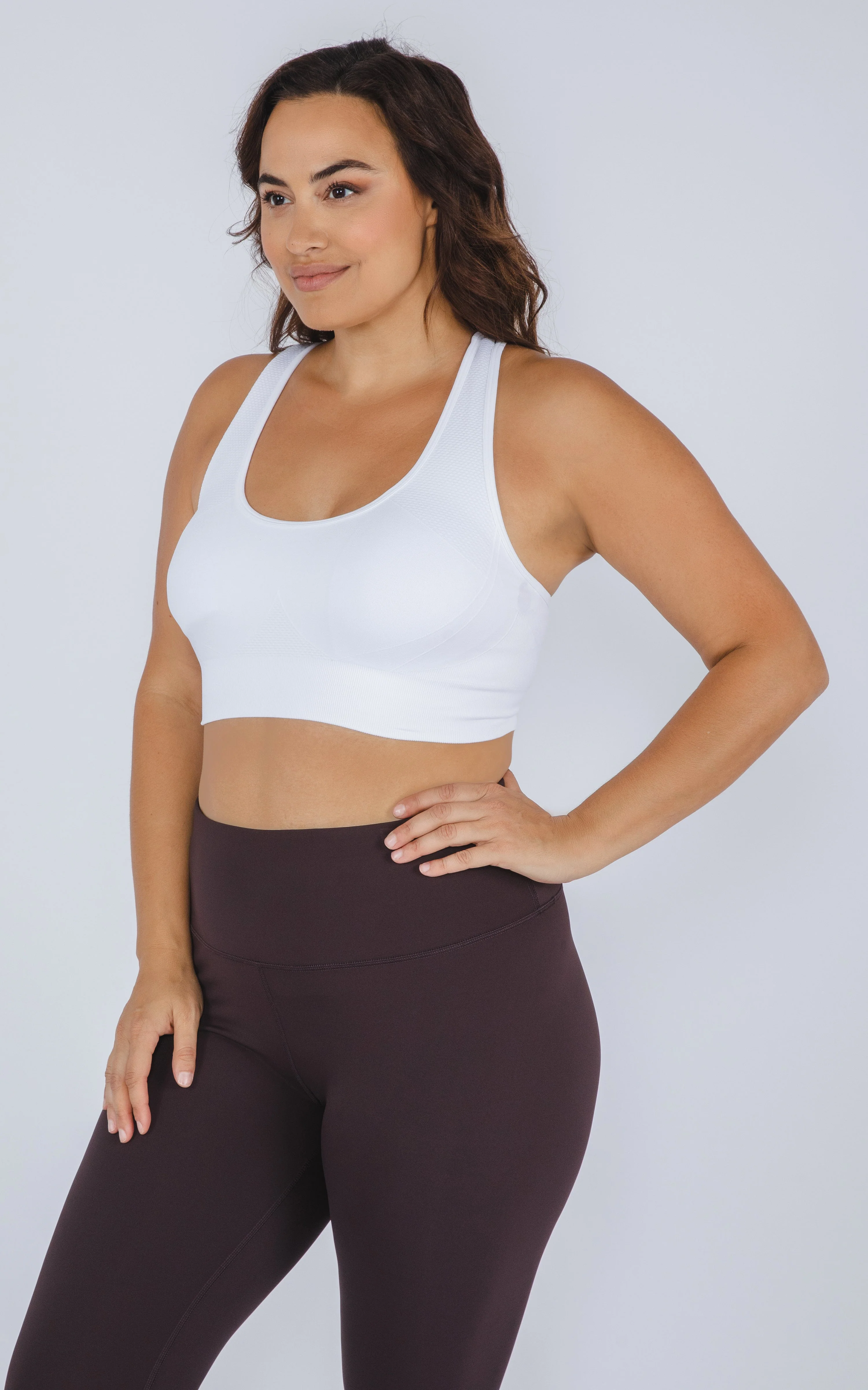 Plus Seamless Crisscross Back Sports Bra - Image 3