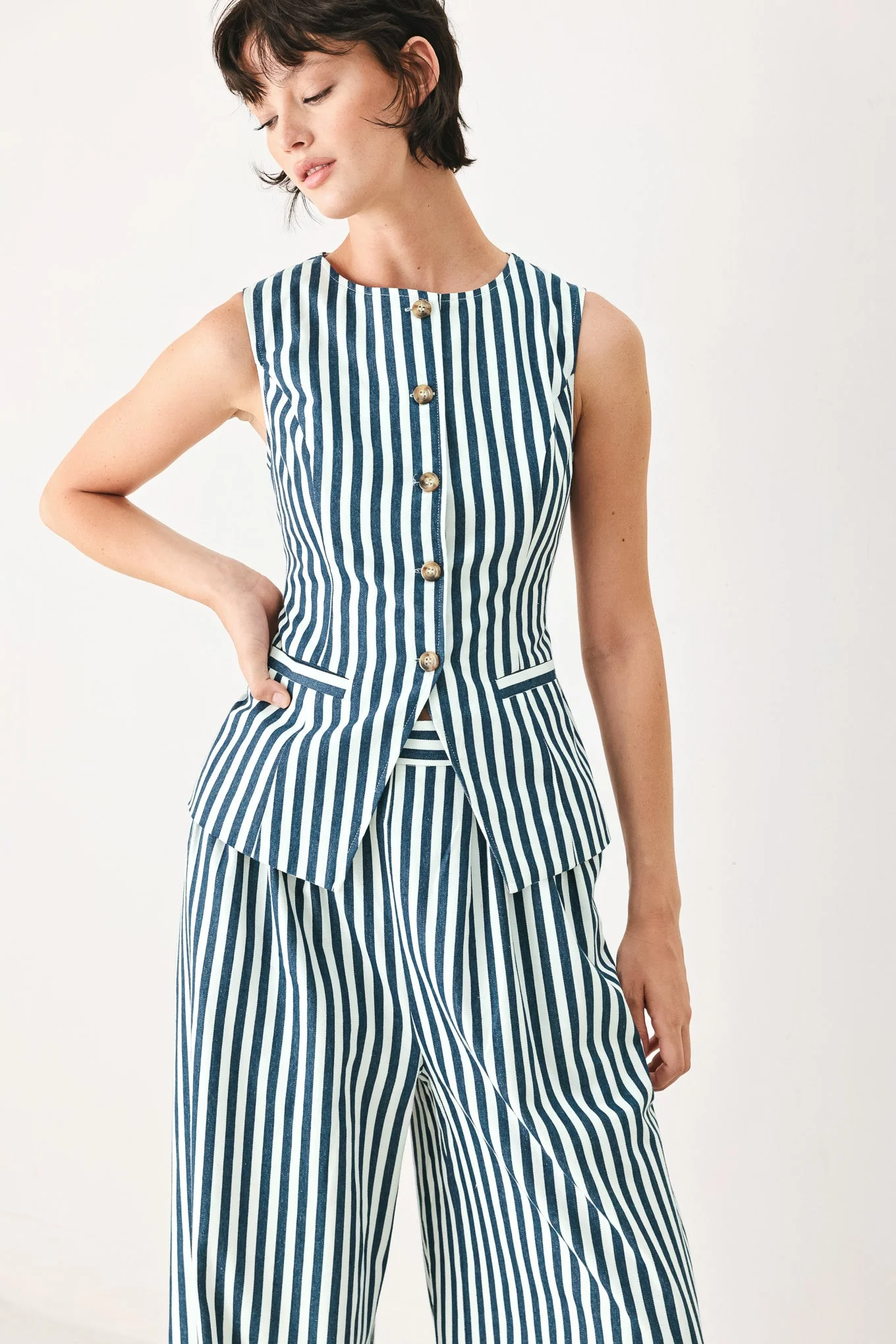 Portside Stripe Woven Vest - Image 3