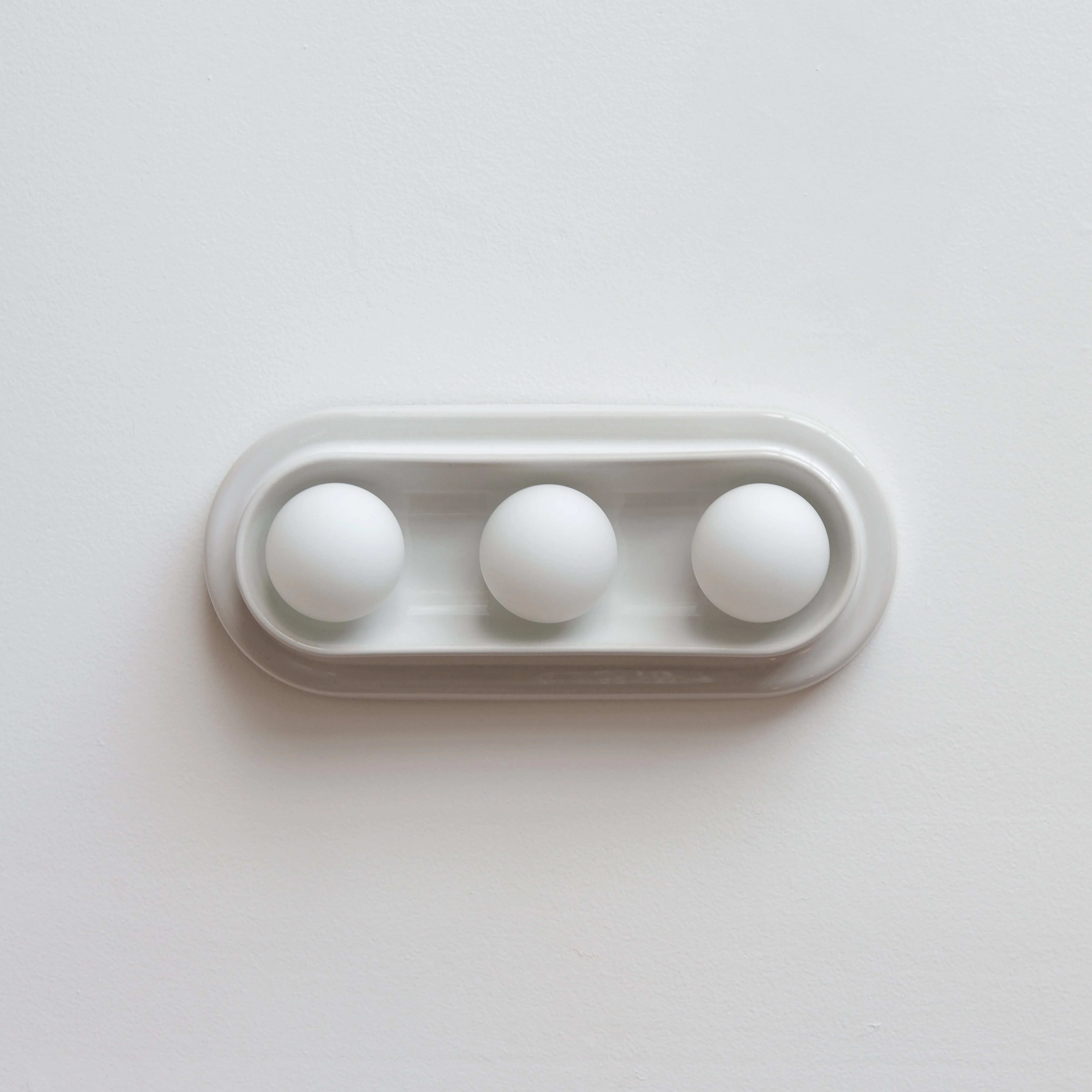 Q Triple Sconce - Image 10