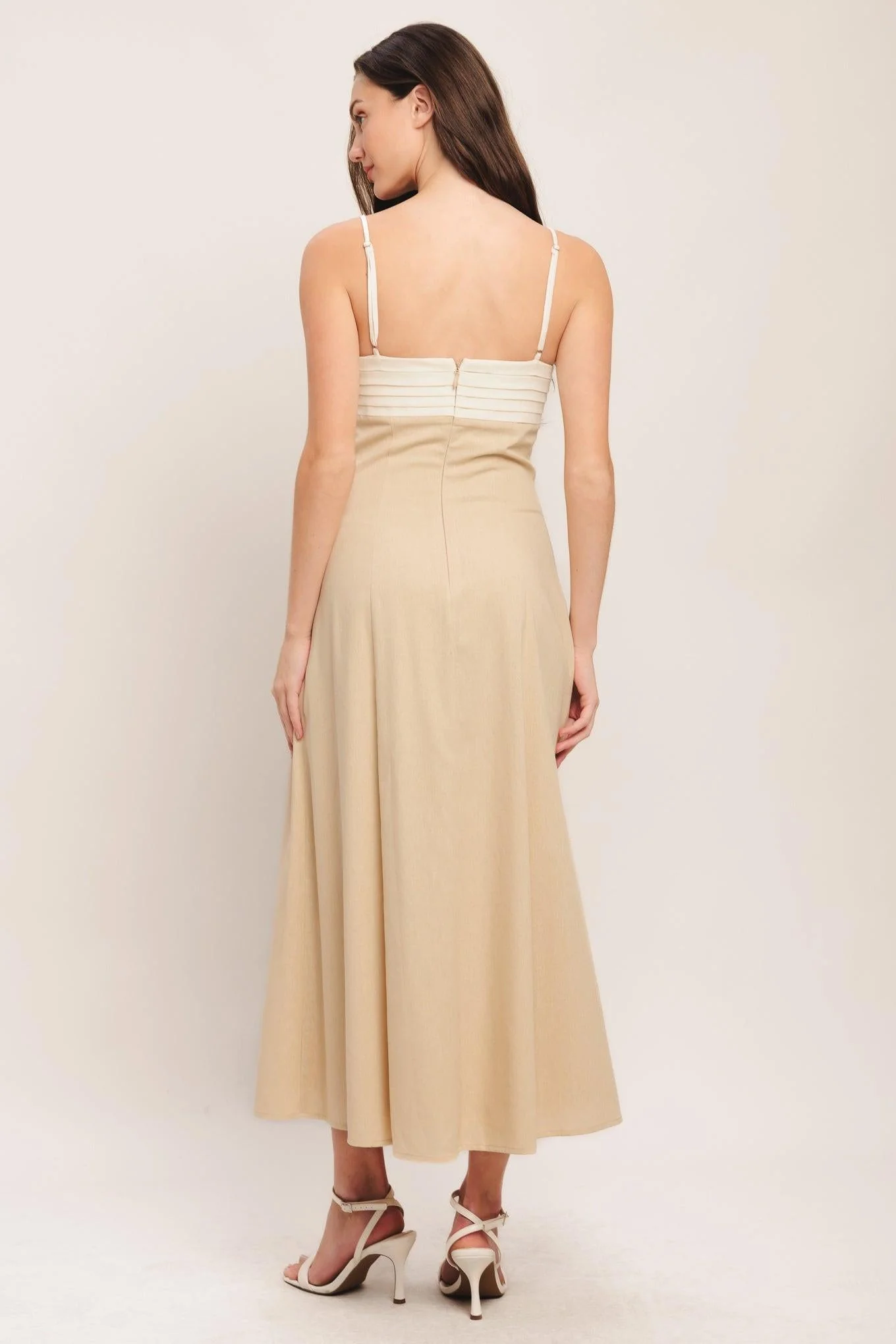Quiet Luxe Moment Woven Midi Dress - Image 2
