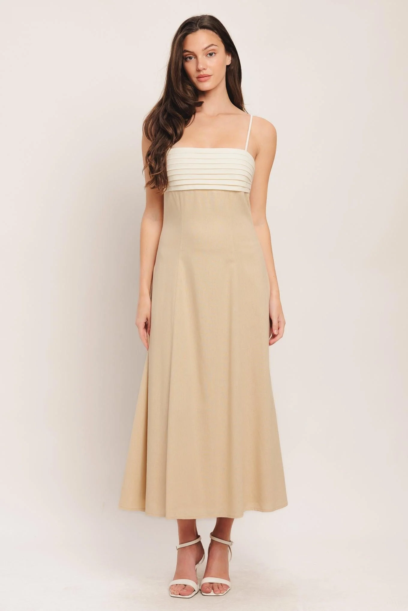 Quiet Luxe Moment Woven Midi Dress - Image 3