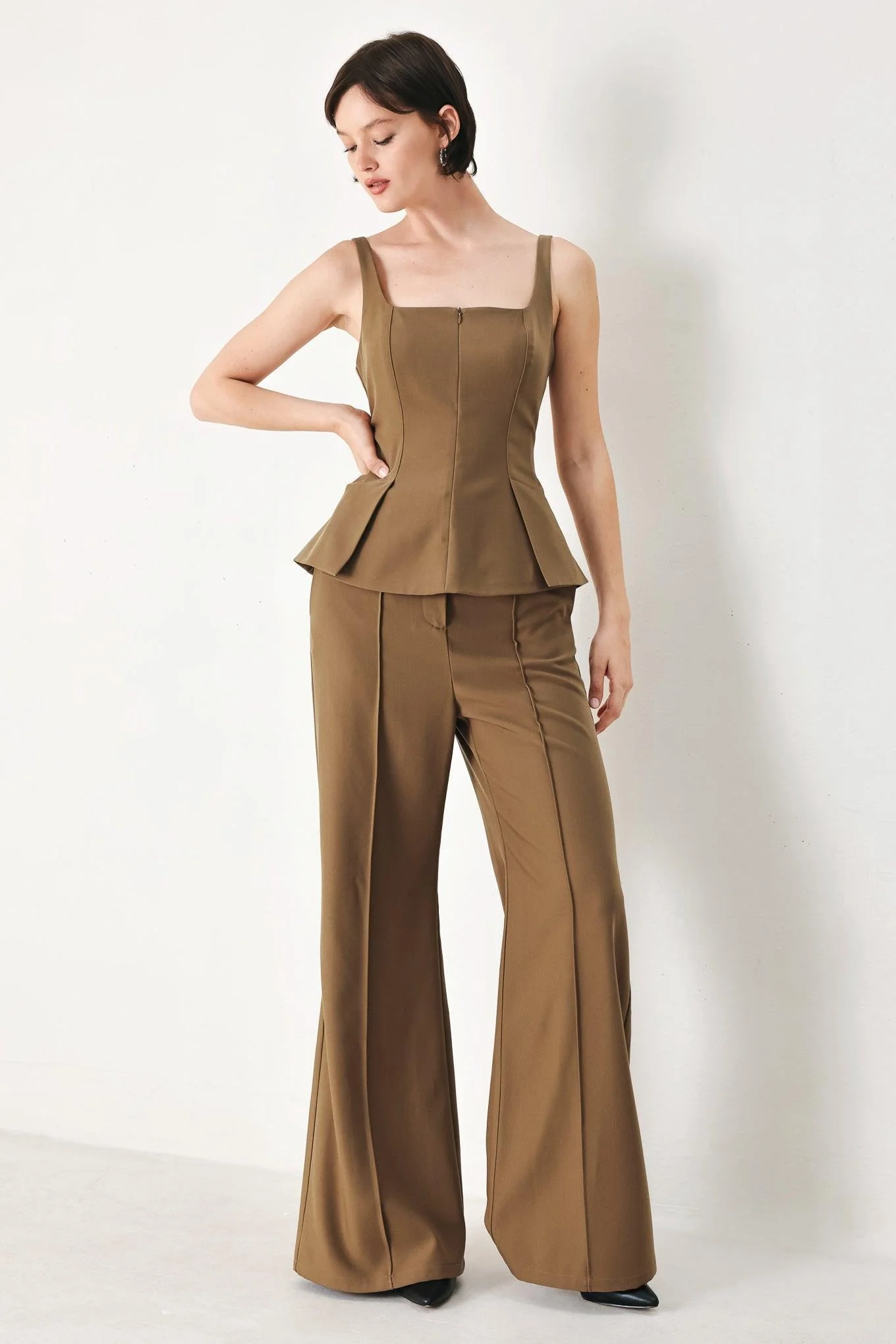 Rich Silhouette Woven Top - Image 4