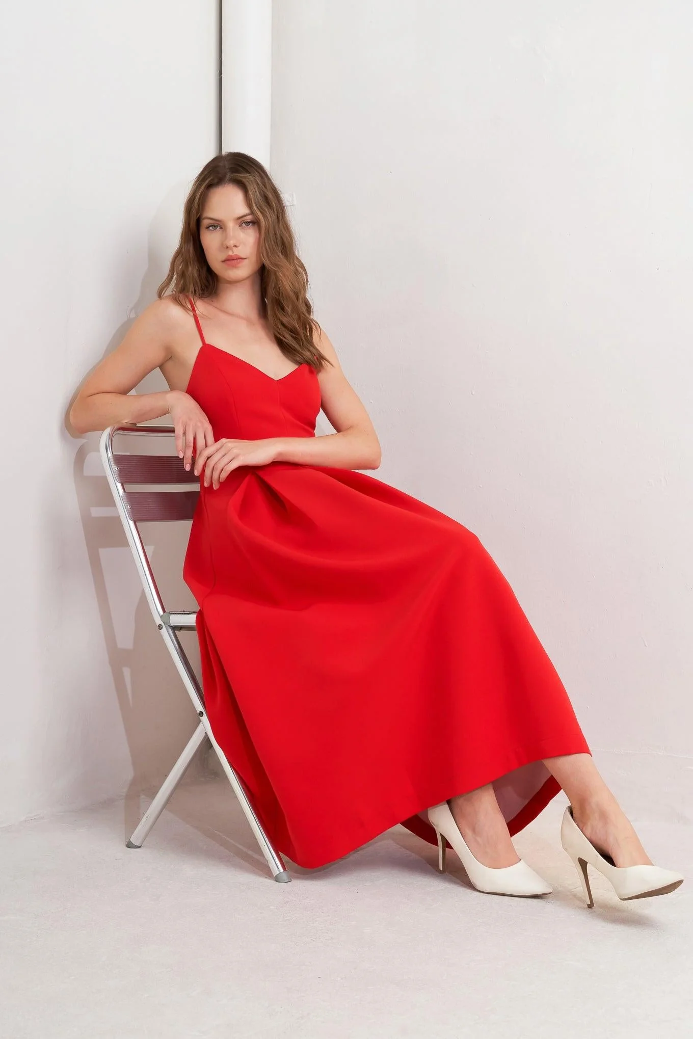 Ruby Affair Woven Midi Dress - Image 4