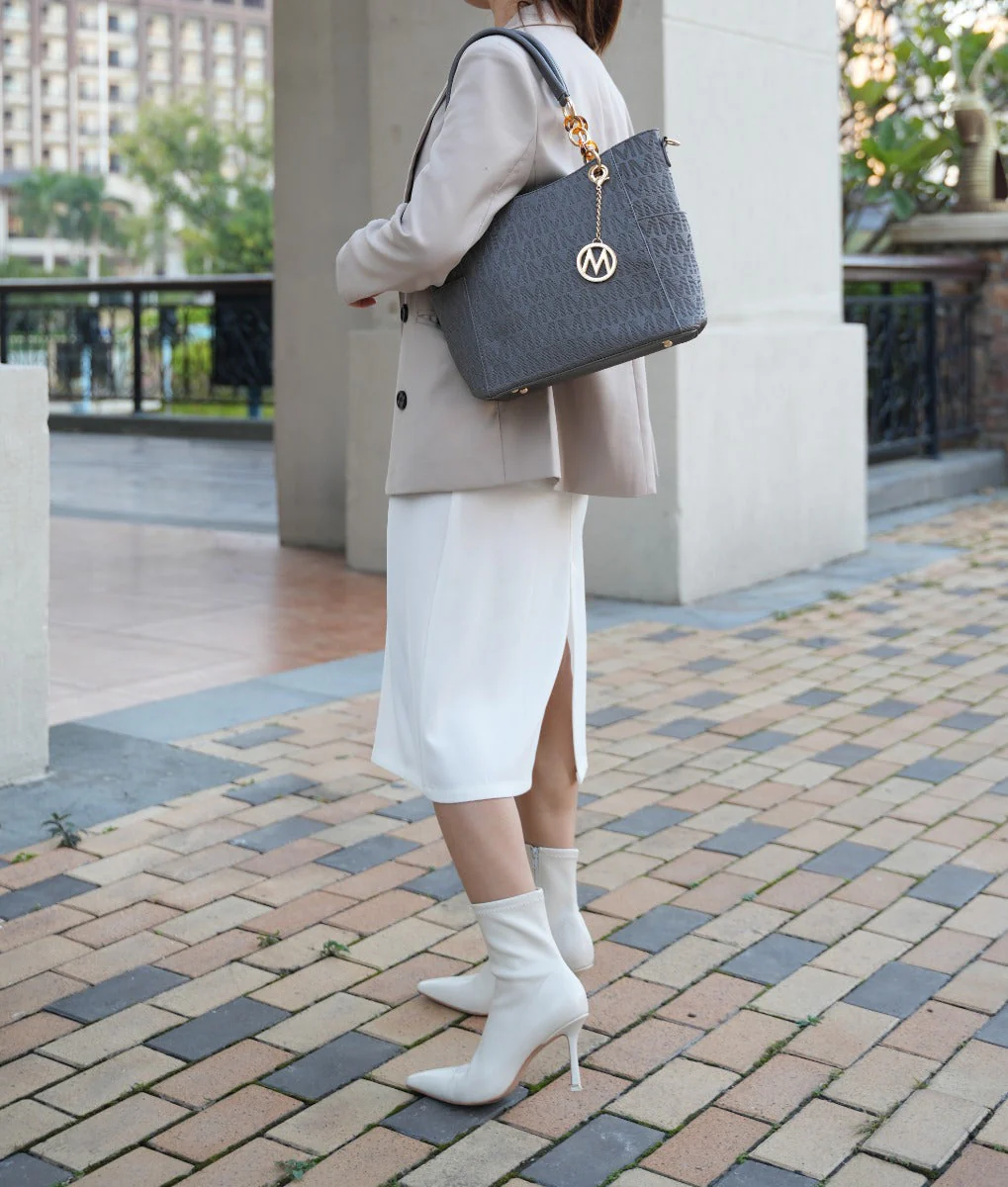 Rylee Signature Tote Bag - Image 2