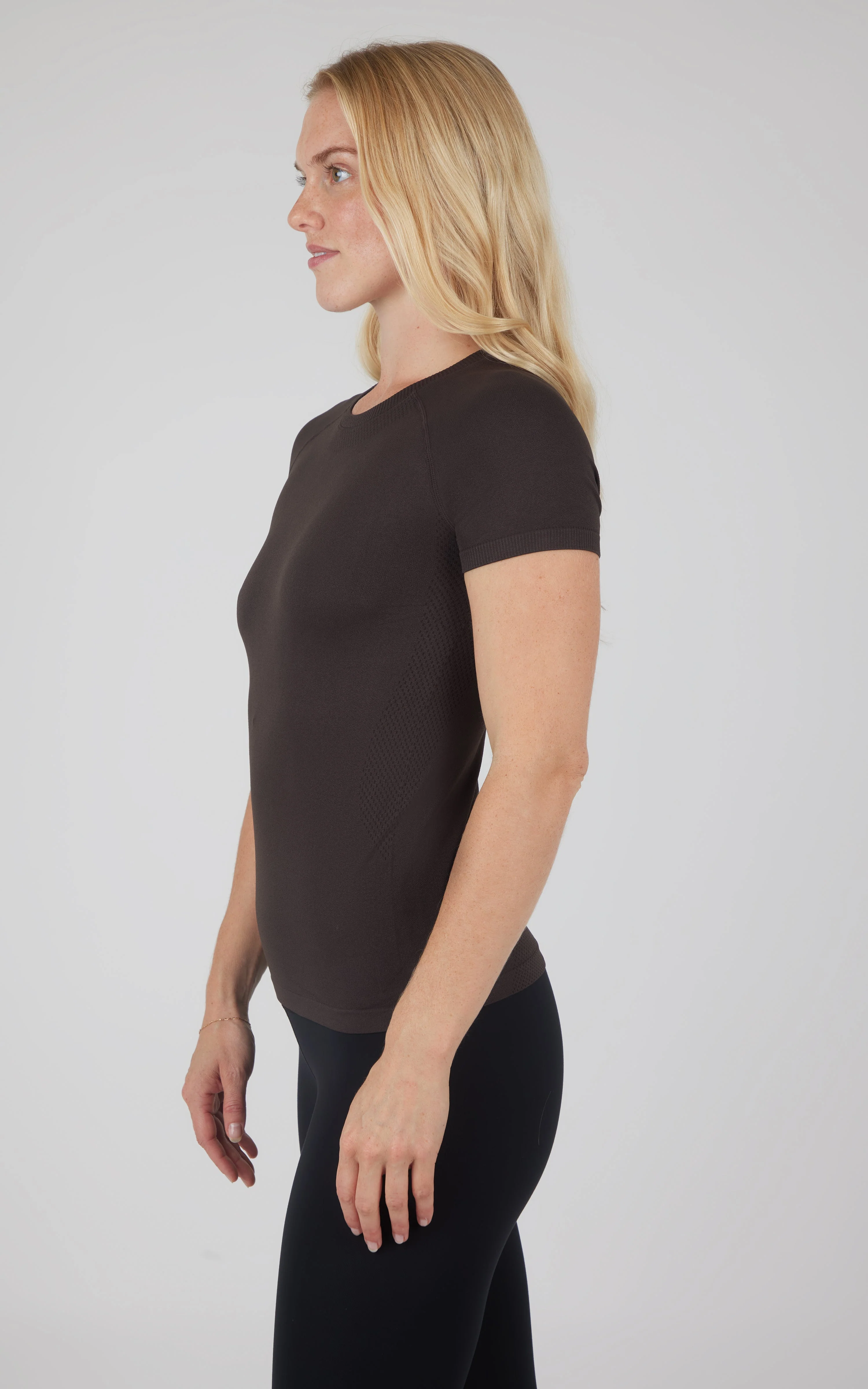 Seamless Active Short Sleeve Top - Our Earthy Story - Image 26