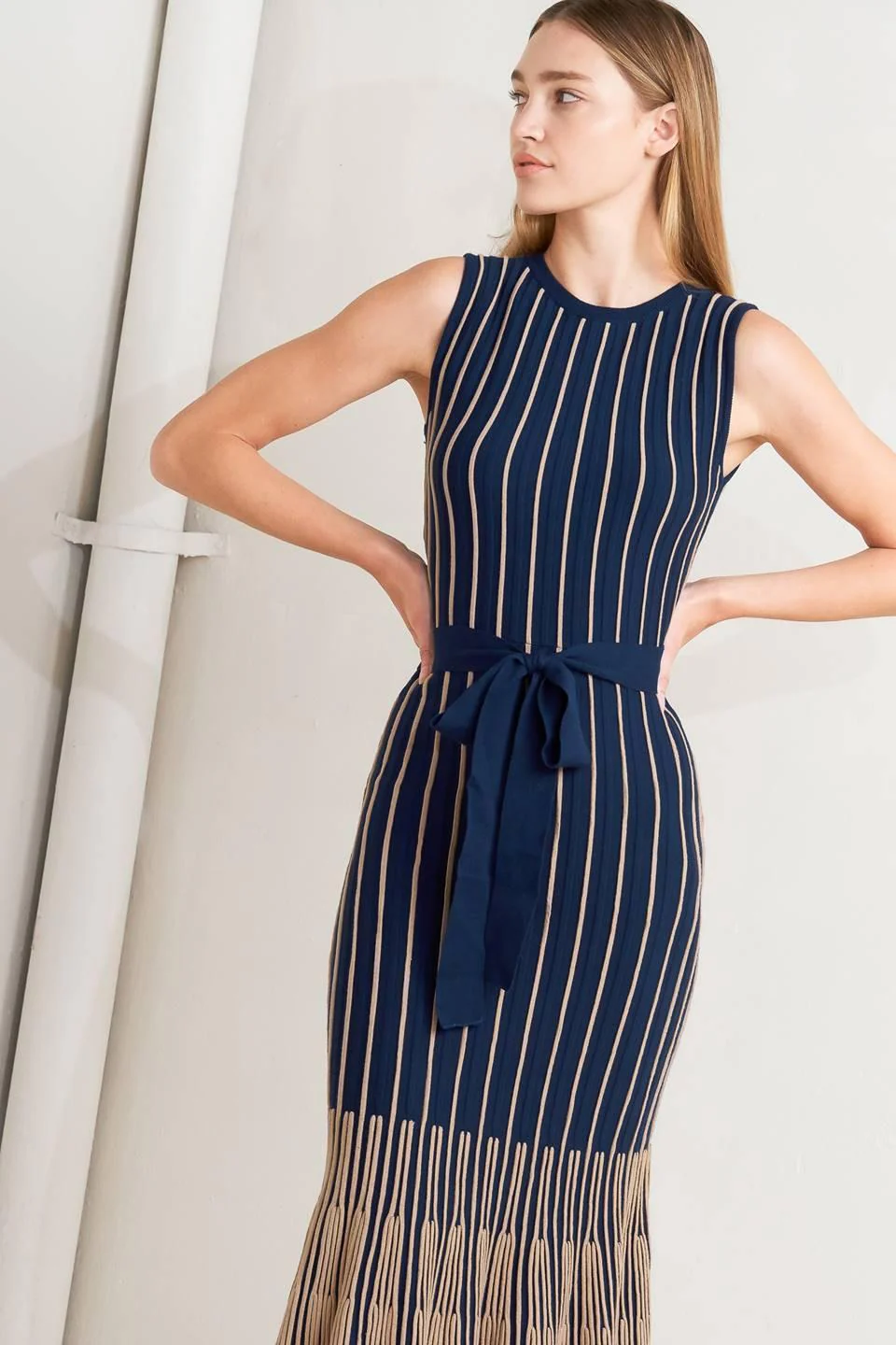 Smooth Weighted Feel Knit Midi Dress - Image 4