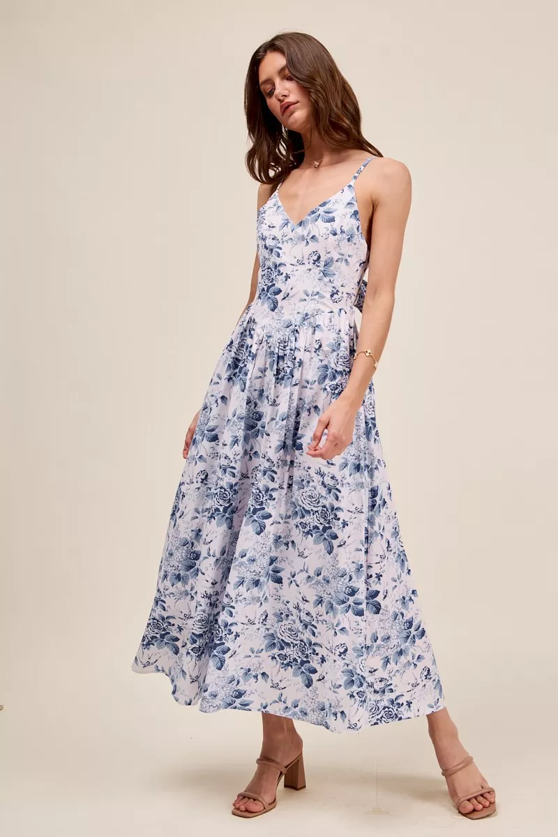 SO ME Floral Woven V Neck Dress With Back Ribbon Tie - Image 2