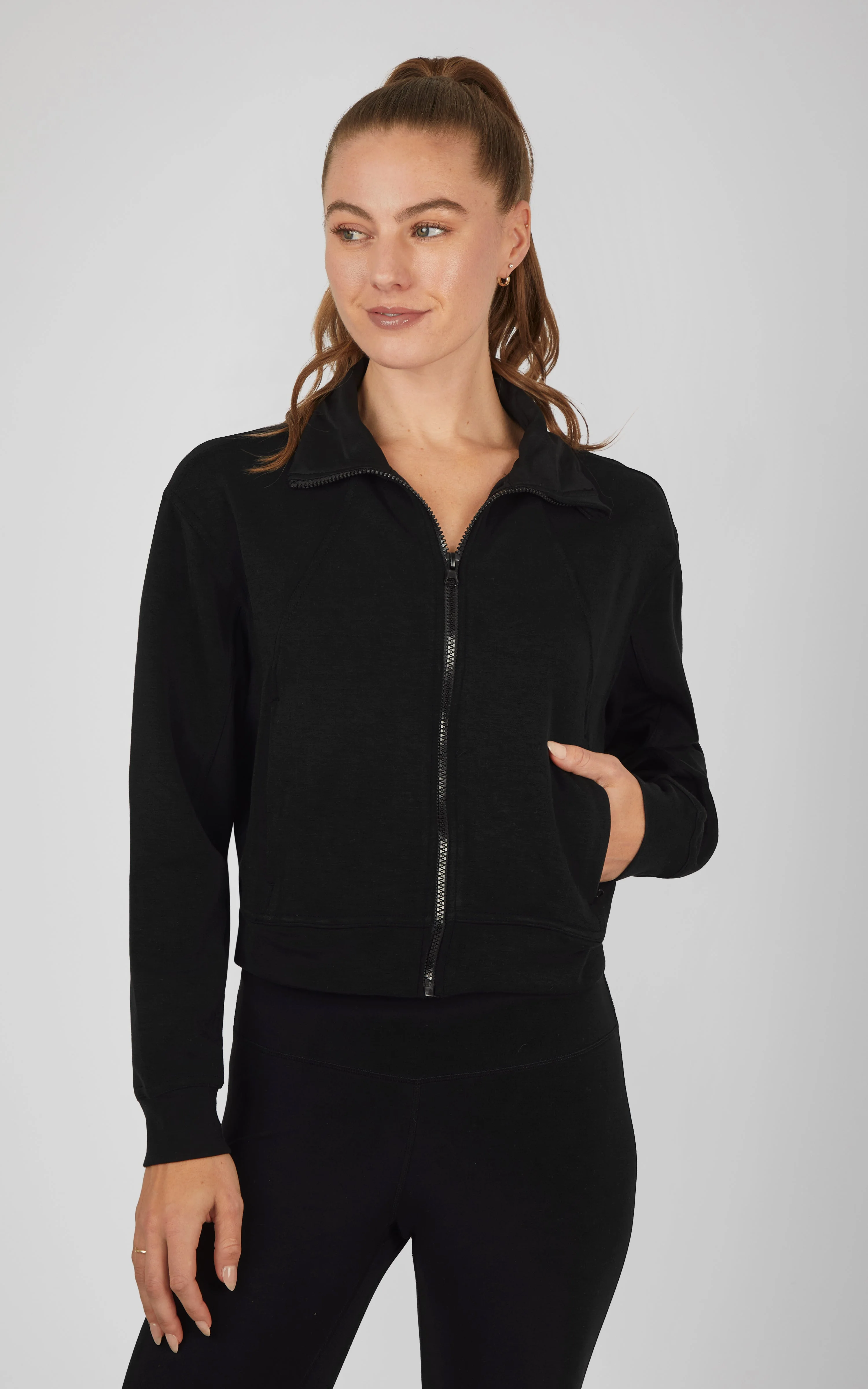 Softlite Full Zip Jacket - Image 36