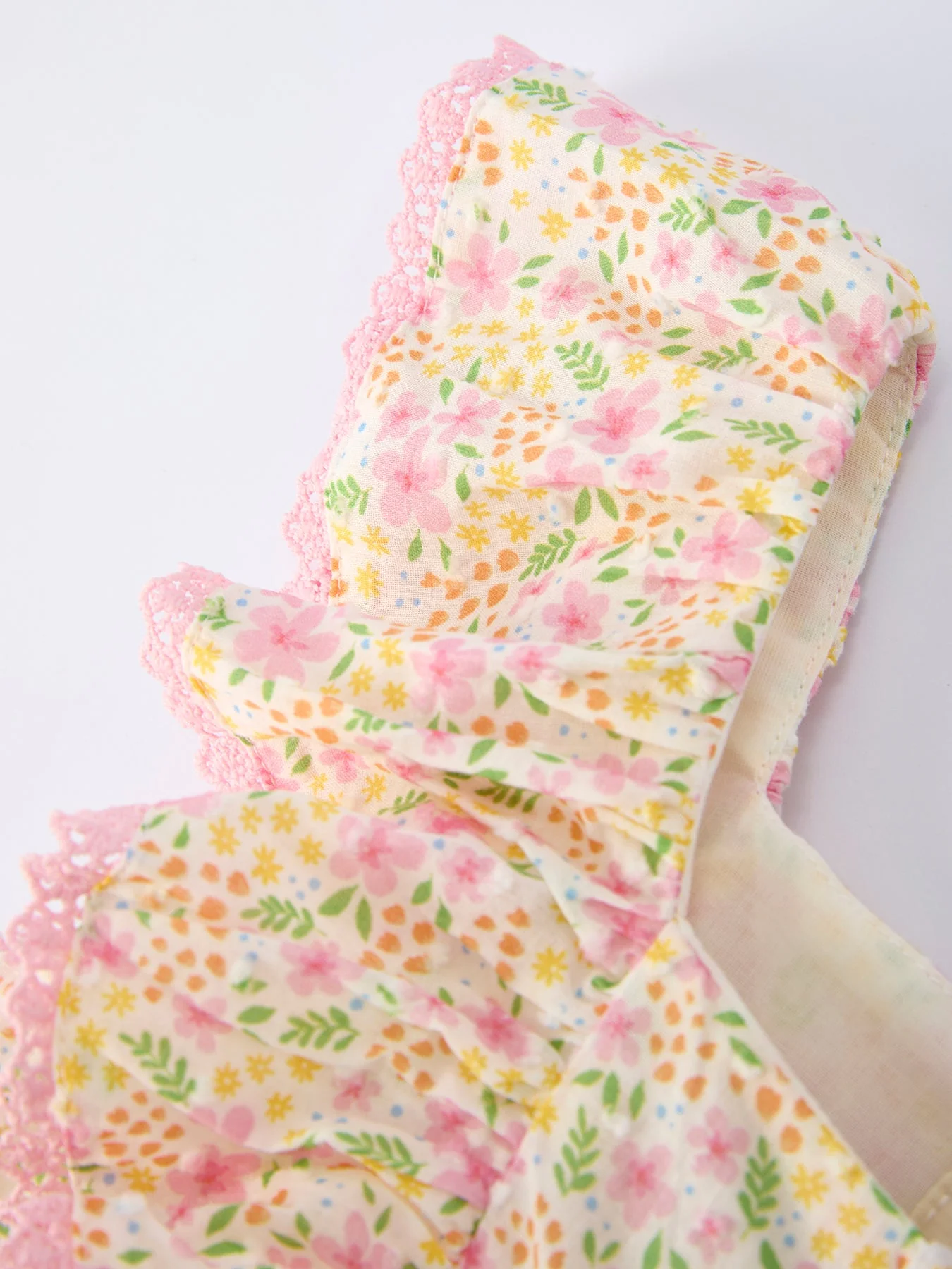 Spring Floral Girls Ruffle Dress With Bow Straw Hat Set - Image 10