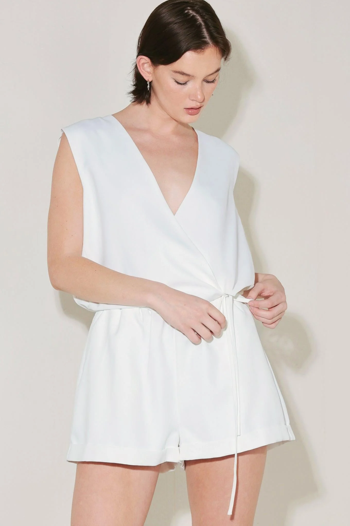Summer Icon Mode Woven Shorts - Image 3