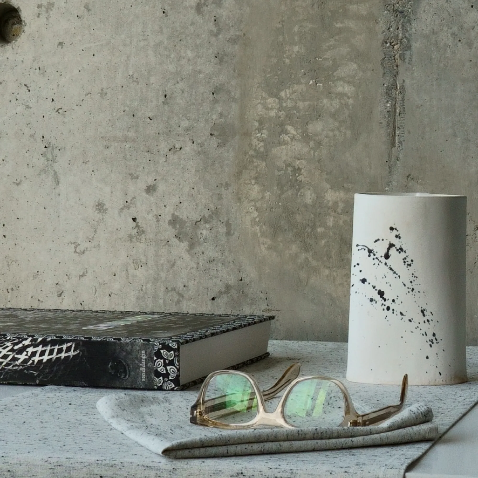 Table Runner - Cookies and Cream / 55" - Image 3