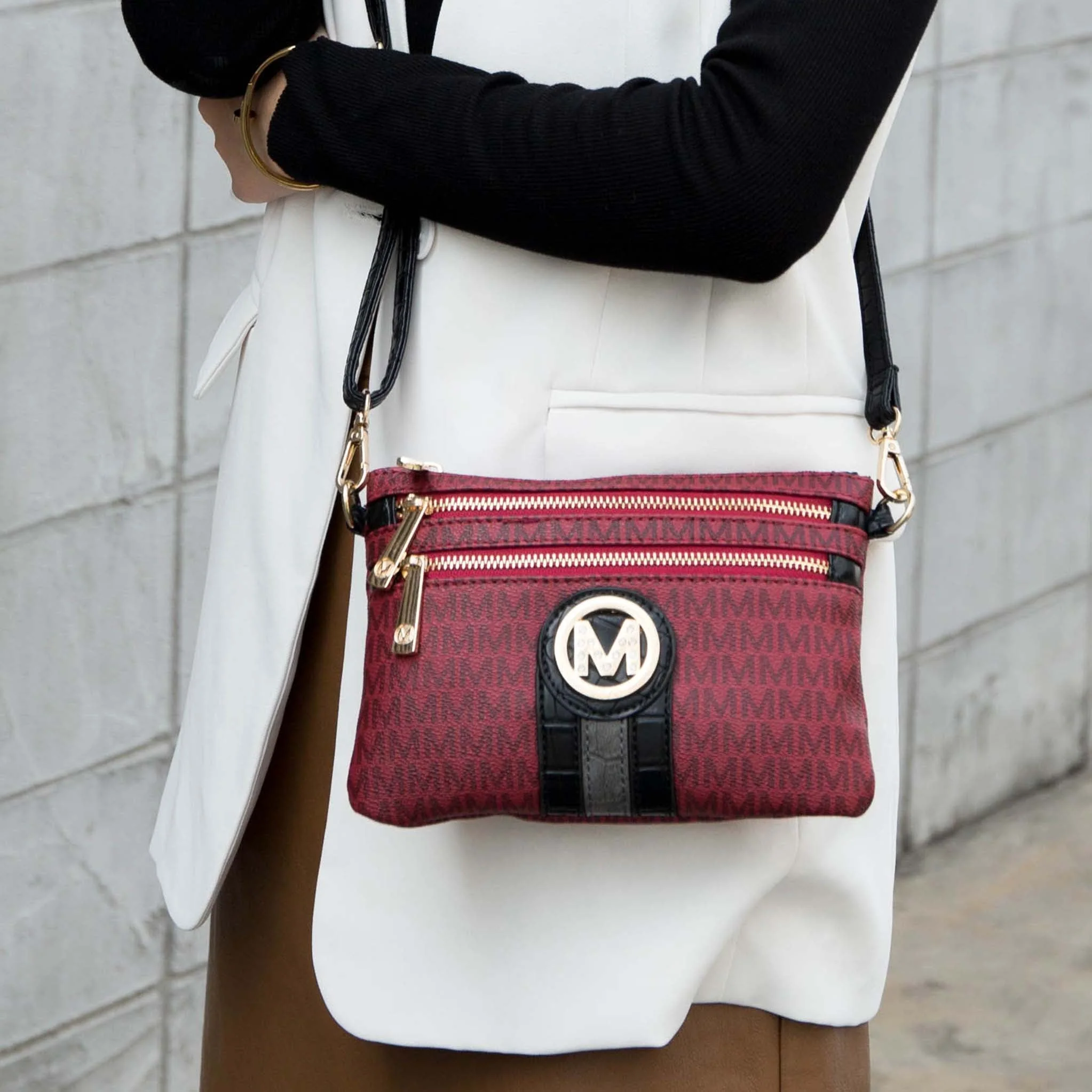 Tarren Signature Crossbody Bag - Image 2