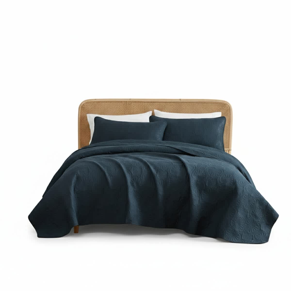 Thd Benjamin 3-Piece Lightweight Quilt Bedspread Coverlet Set - Image 13