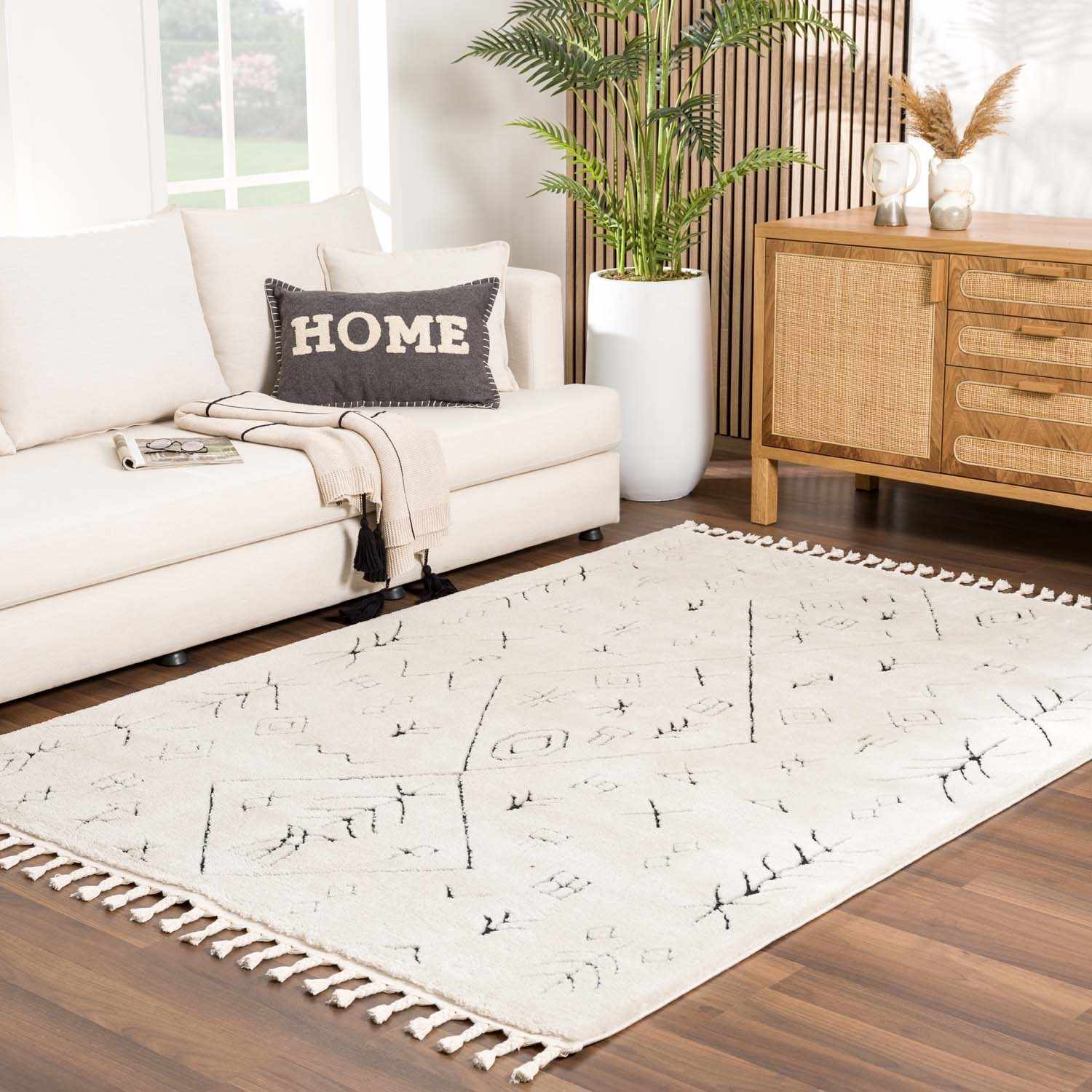 Thian Tribal Area Rug - Image 3