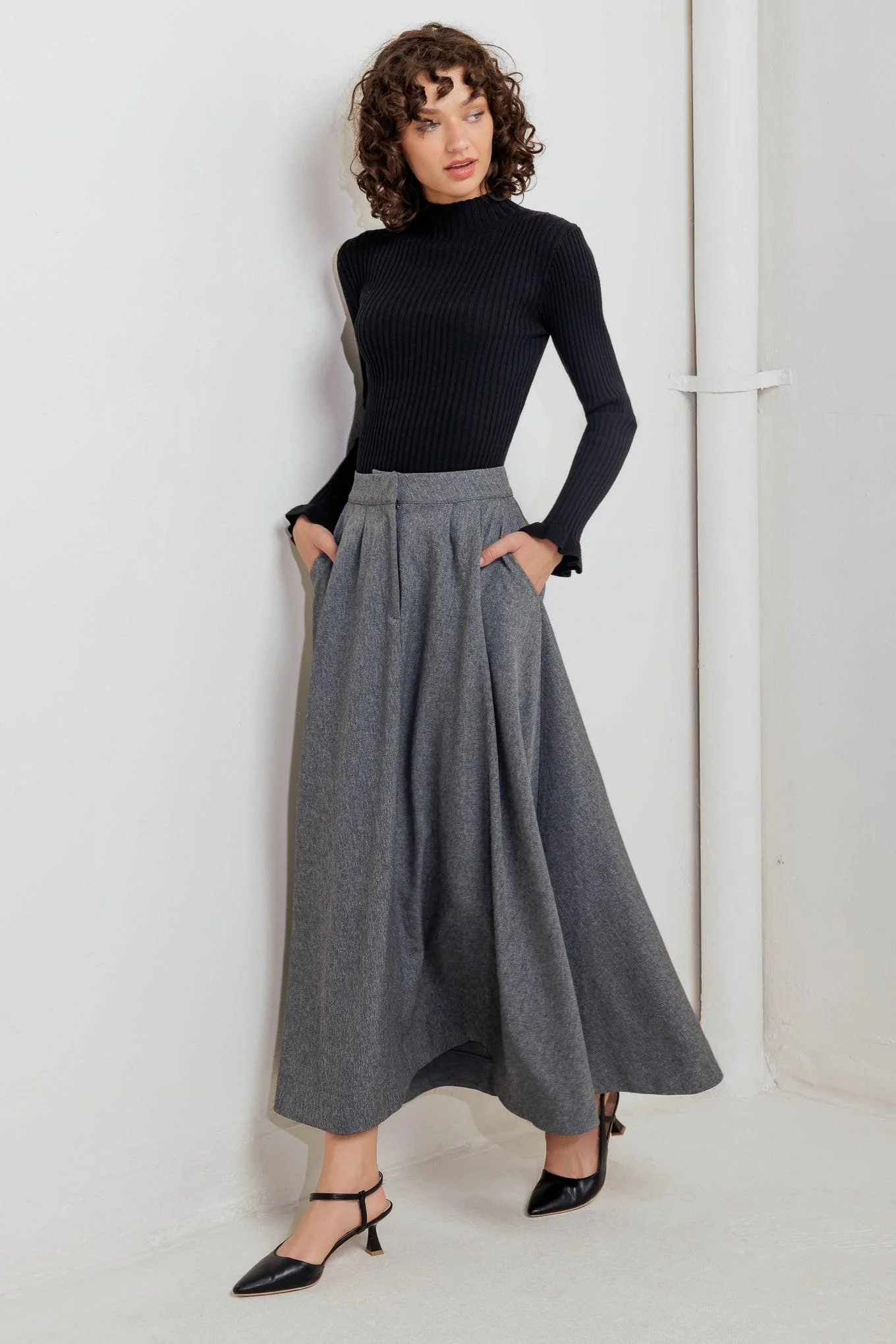 Timeless Look Woven Midi Circle Skirt - Image 5