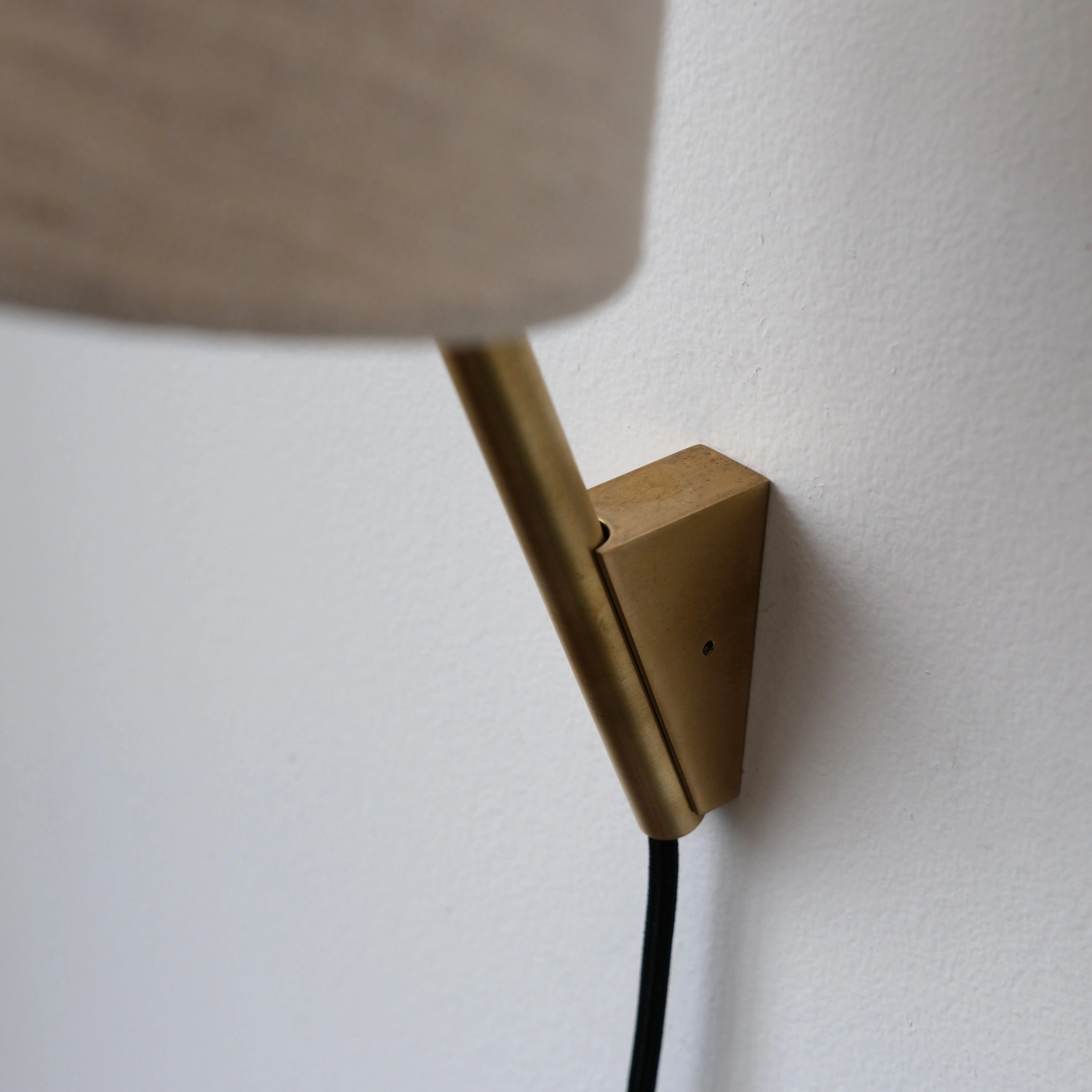 Tokyo Sconce - Image 2