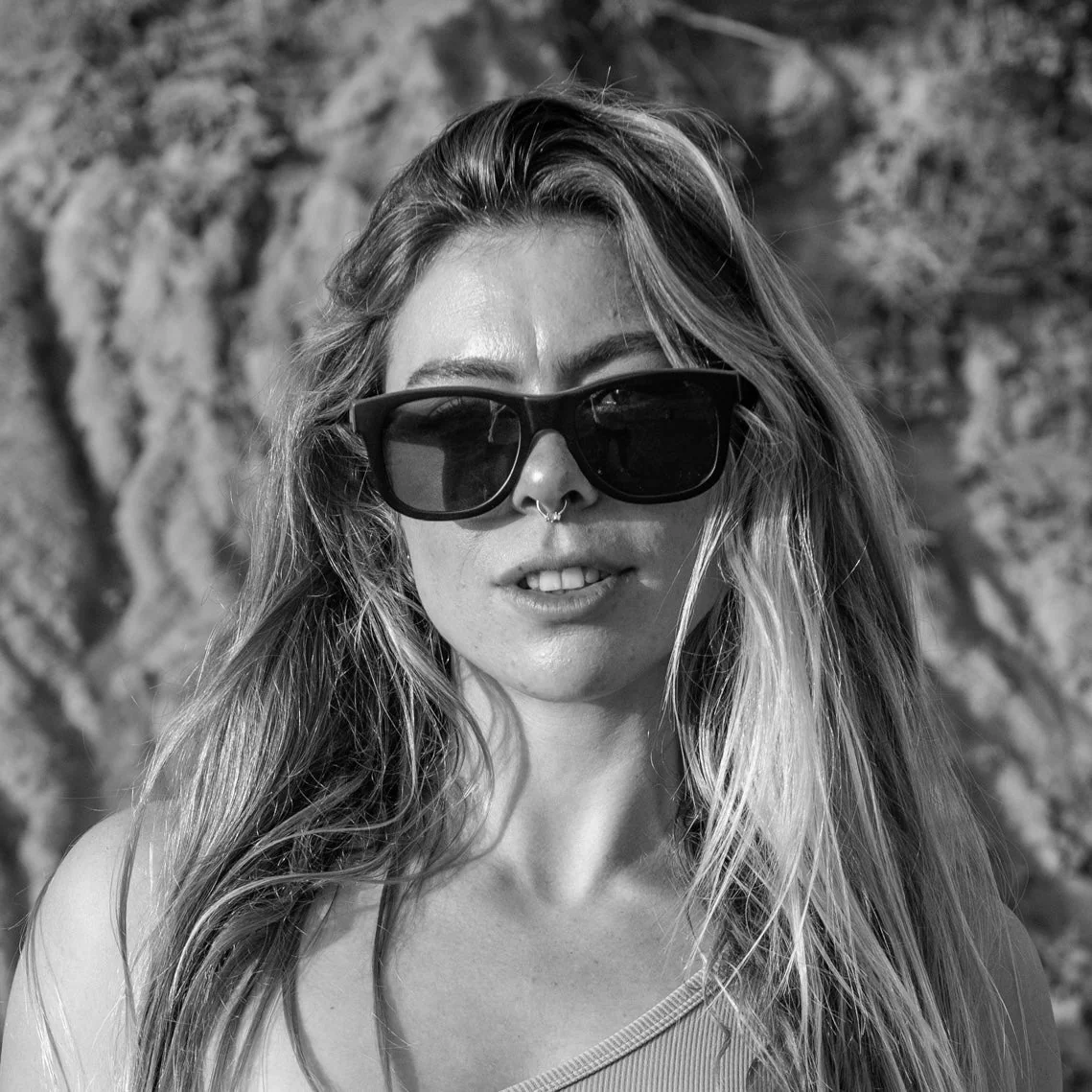 Traveler | Blue | Wooden Sunglasses - Image 4