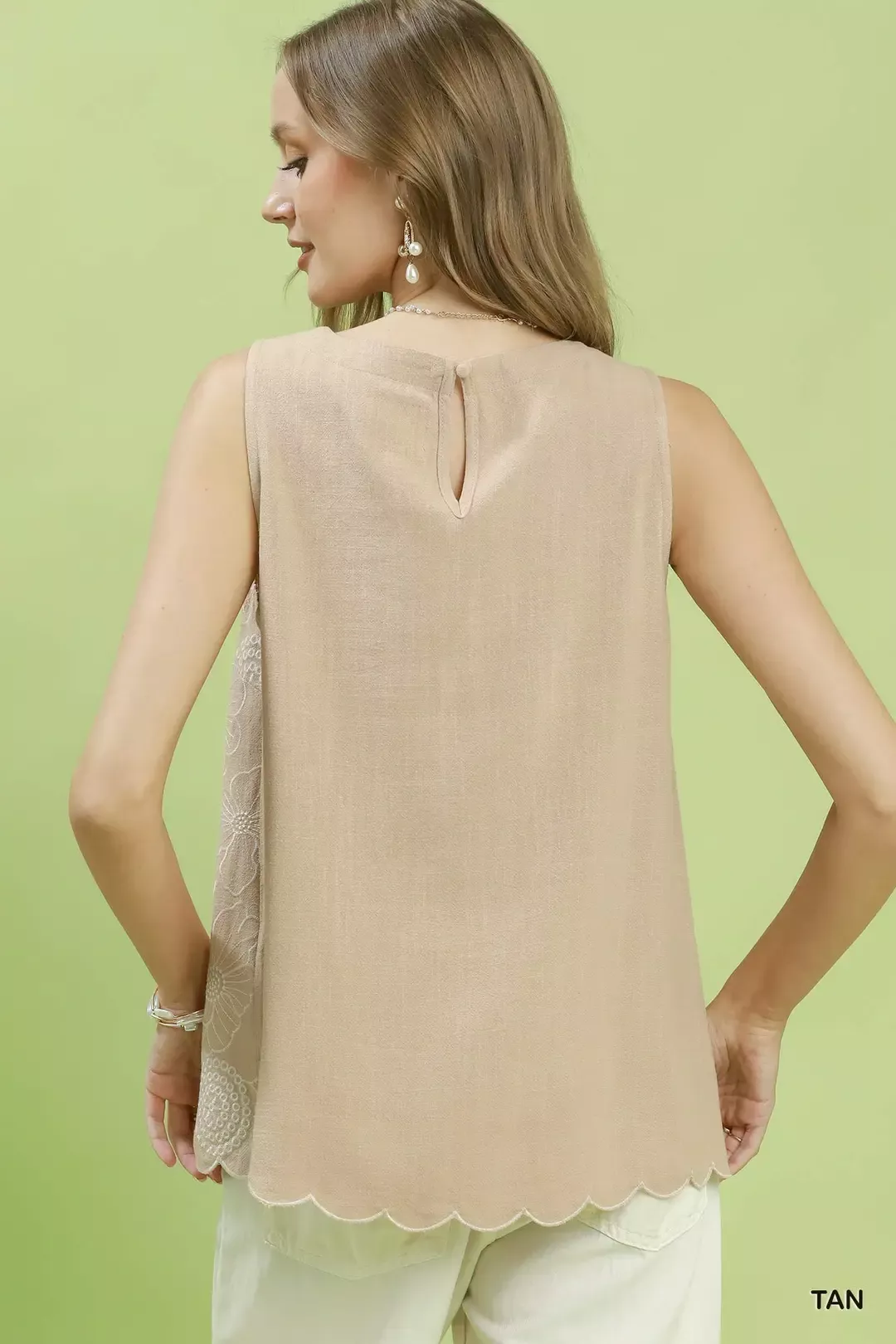 Umgee Floral Embroidered Sleeveless Top - Image 3