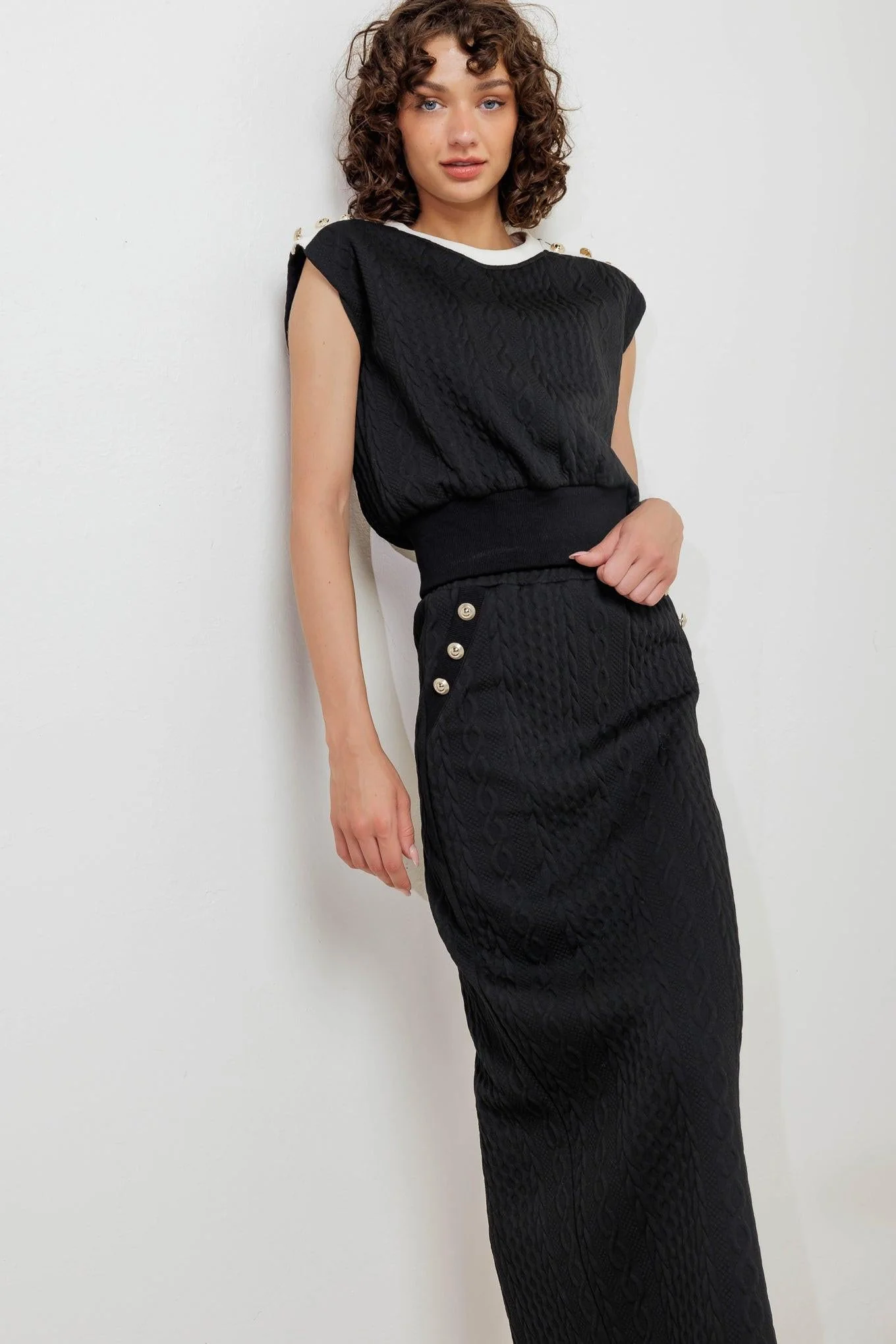 Urban Luxe Command Knit Midi Skirt - Image 7
