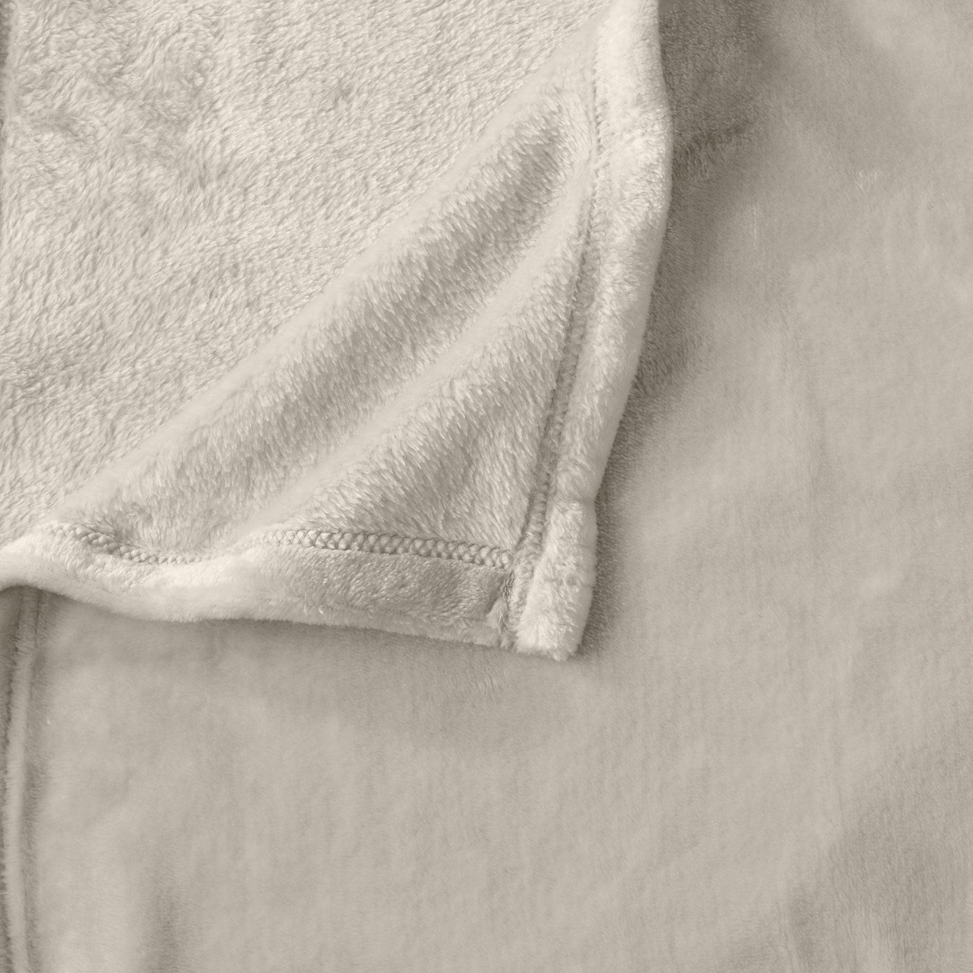 Velvet Plush Blanket - Avianna Collection - Image 22